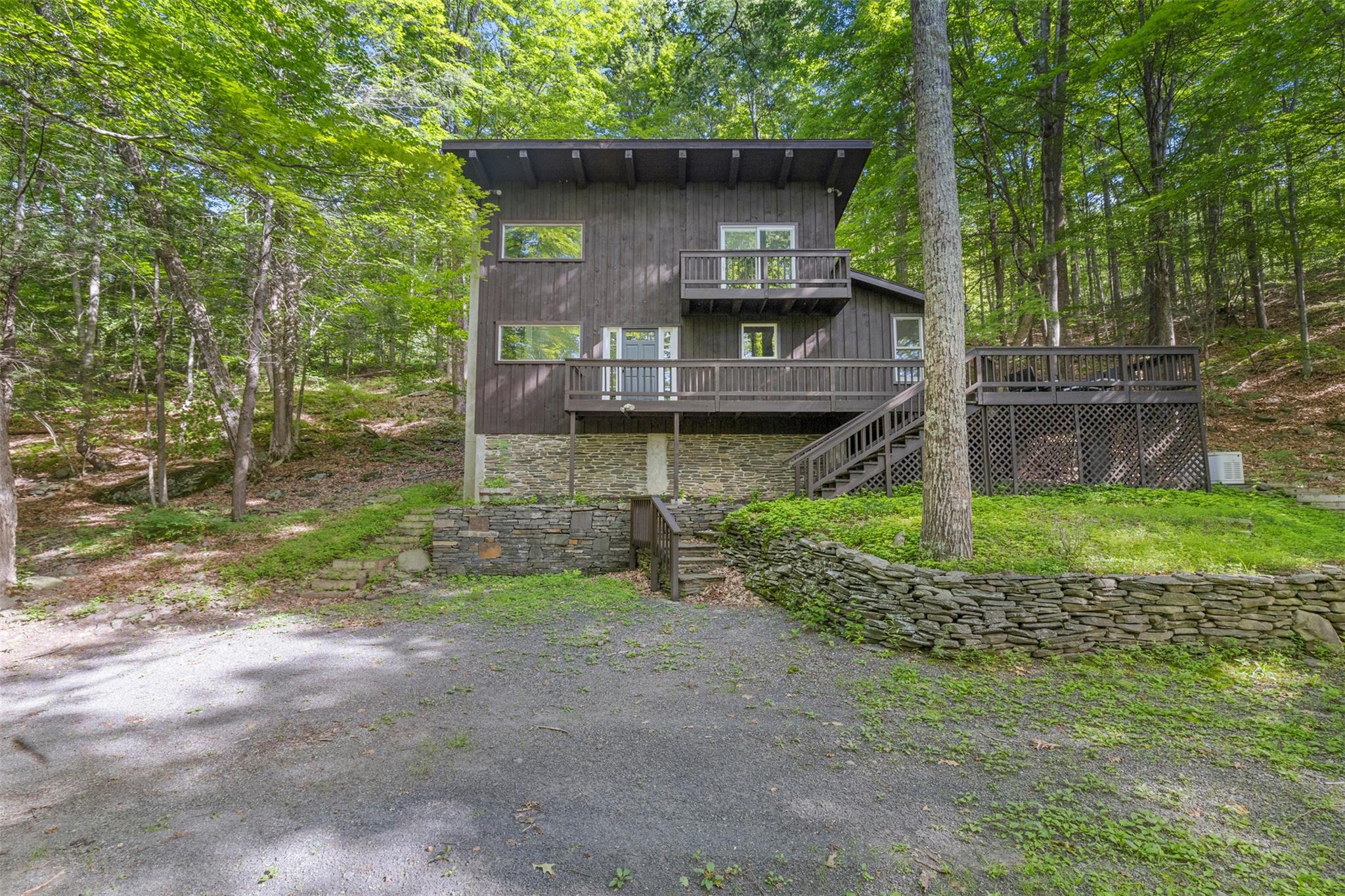273 Grog Kill Road, Willow, NY 12495