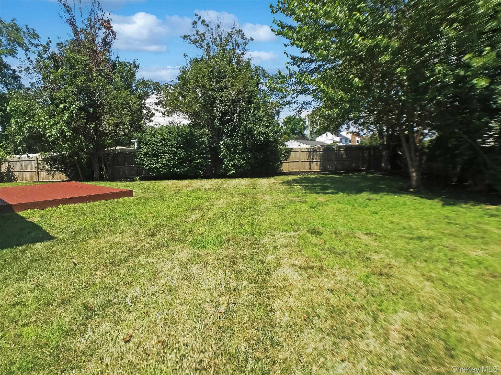 79 Meadow Court, Brookhaven, NY 11949