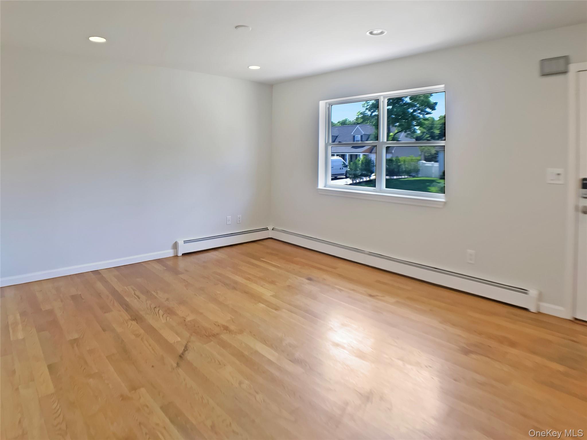 79 Meadow Court, Brookhaven, NY 11949