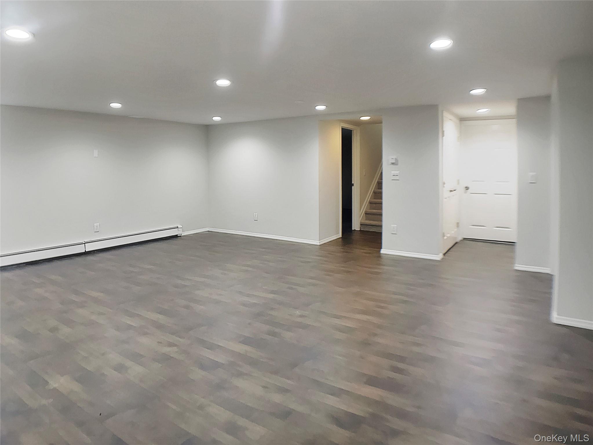 79 Meadow Court, Brookhaven, NY 11949