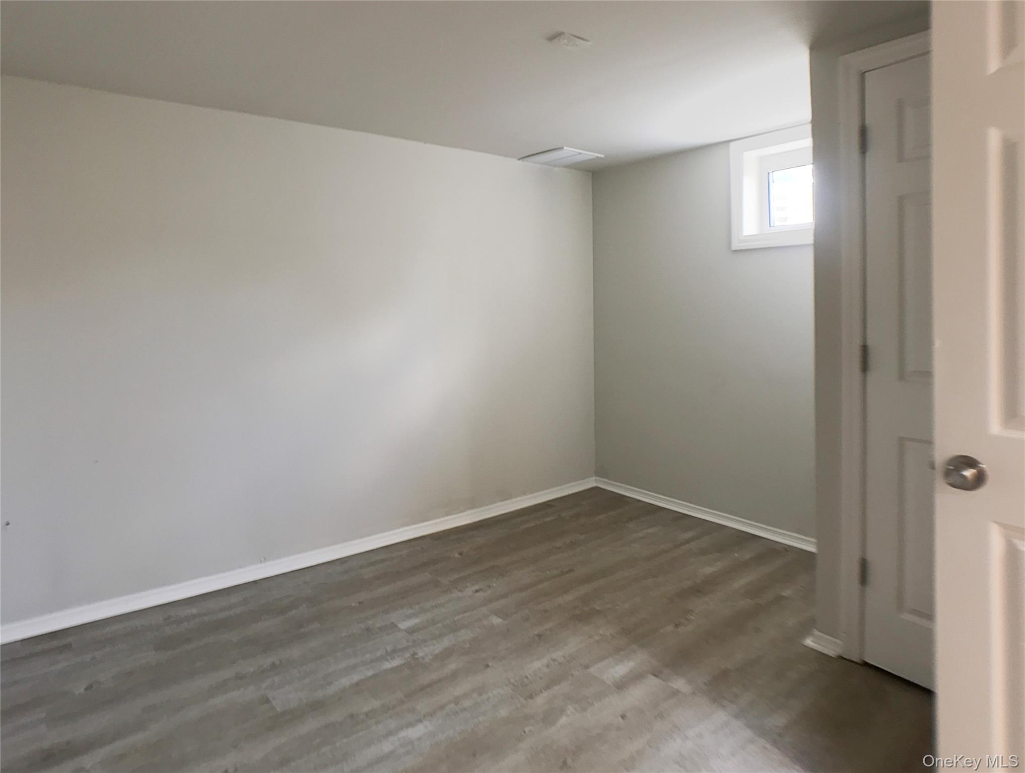 79 Meadow Court, Brookhaven, NY 11949