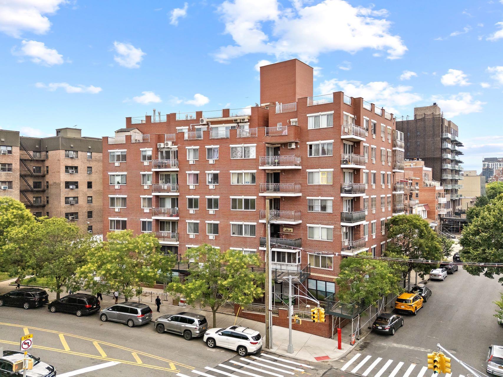 137-08 31st Road # 6D, Flushing, NY 11354