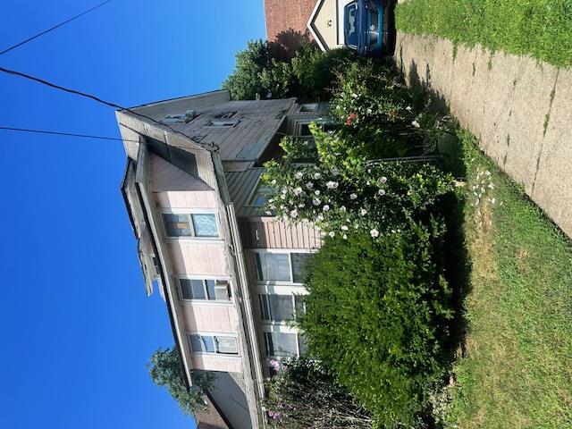 87 Roosevelt Place, Mineola, NY 11501