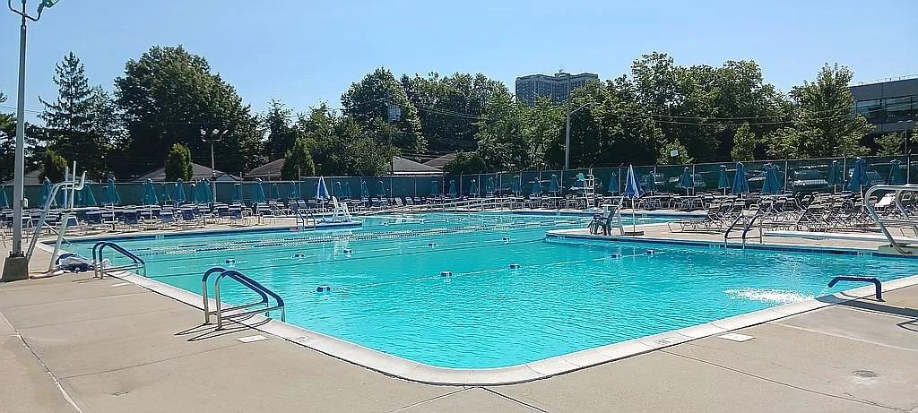 6019 marathon parkway # 2-40, Little Neck, NY 11362