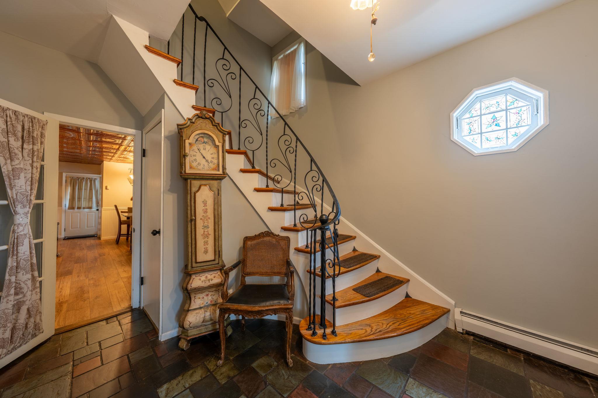 65 Earle Avenue, Lynbrook, NY 11563