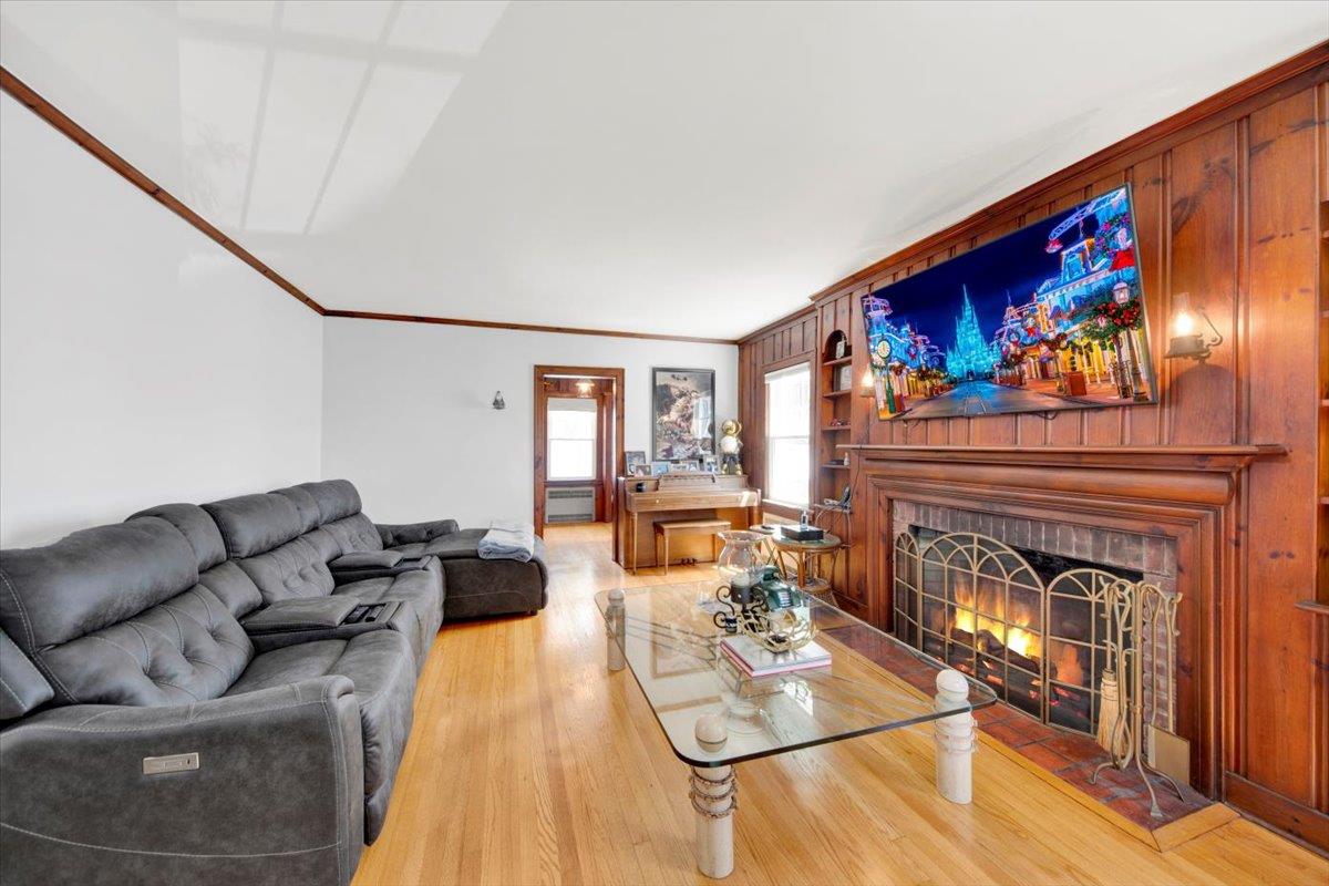 202 Devoe Avenue, Yonkers, NY 10705