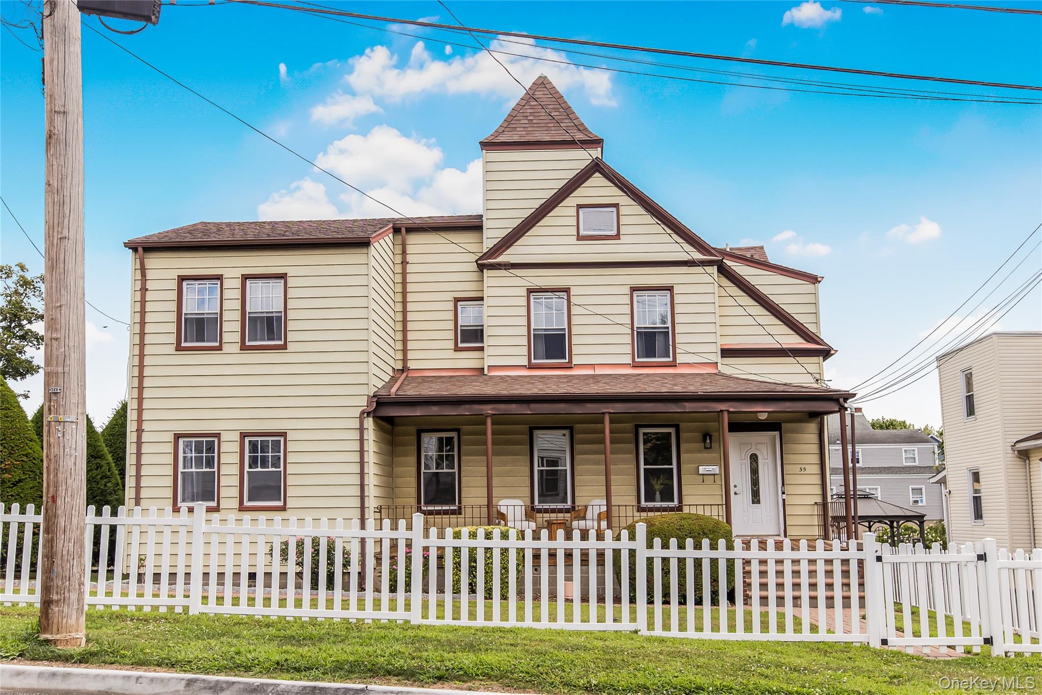 33 Alto Avenue, Port Chester, NY 10573