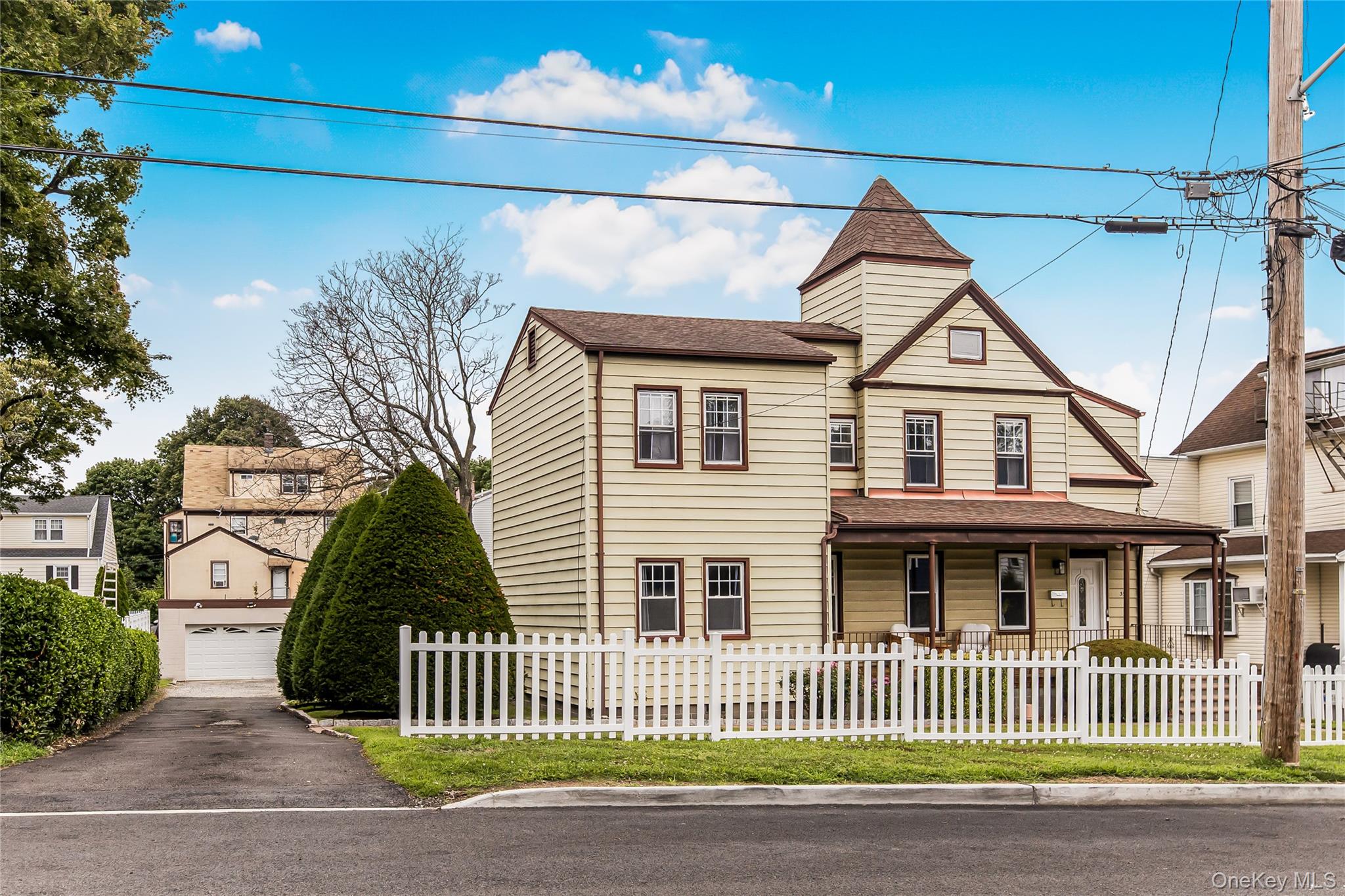 33 Alto Avenue, Port Chester, NY 10573