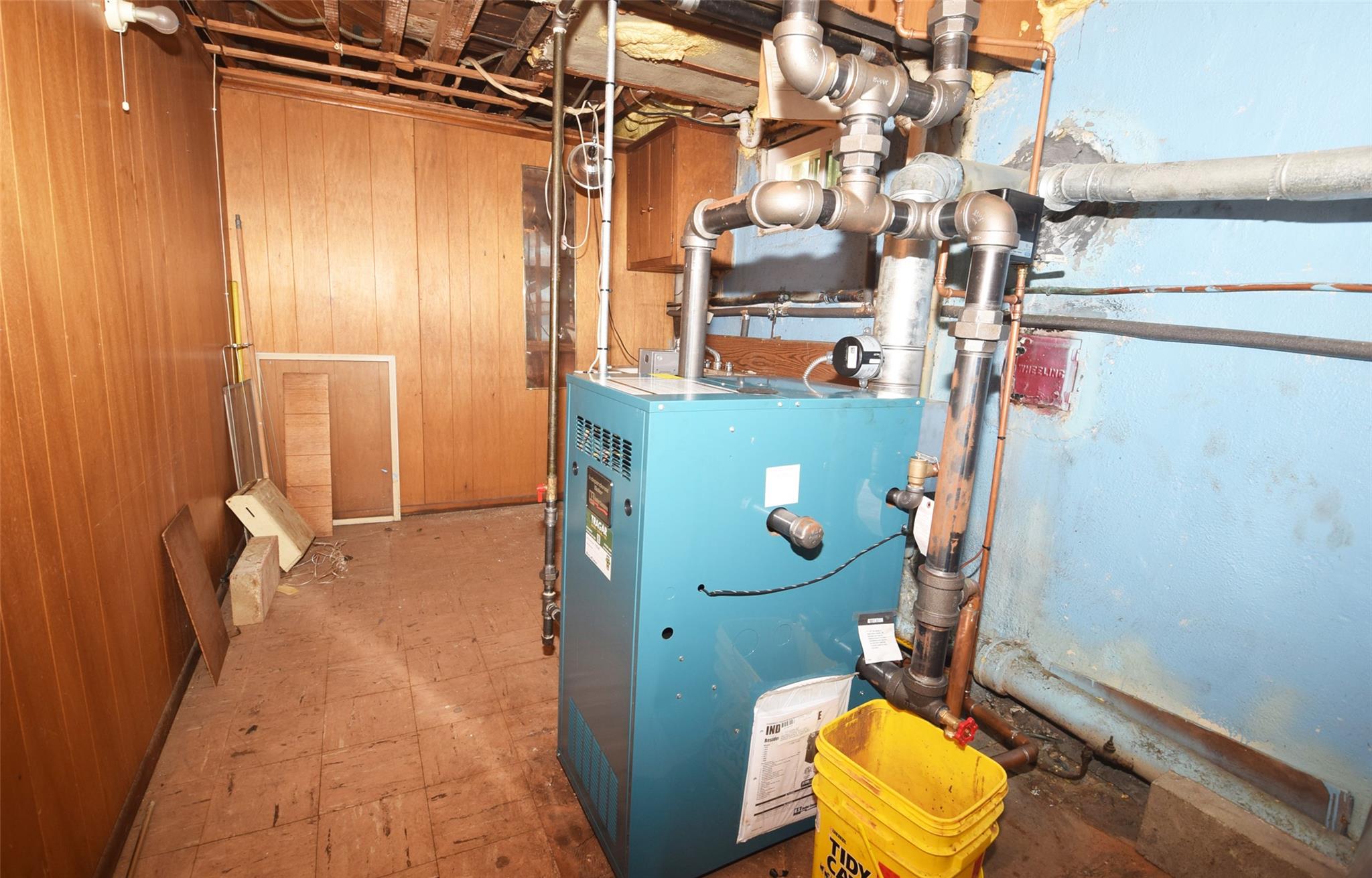 644 7th Street S, Garden City South, NY 11530