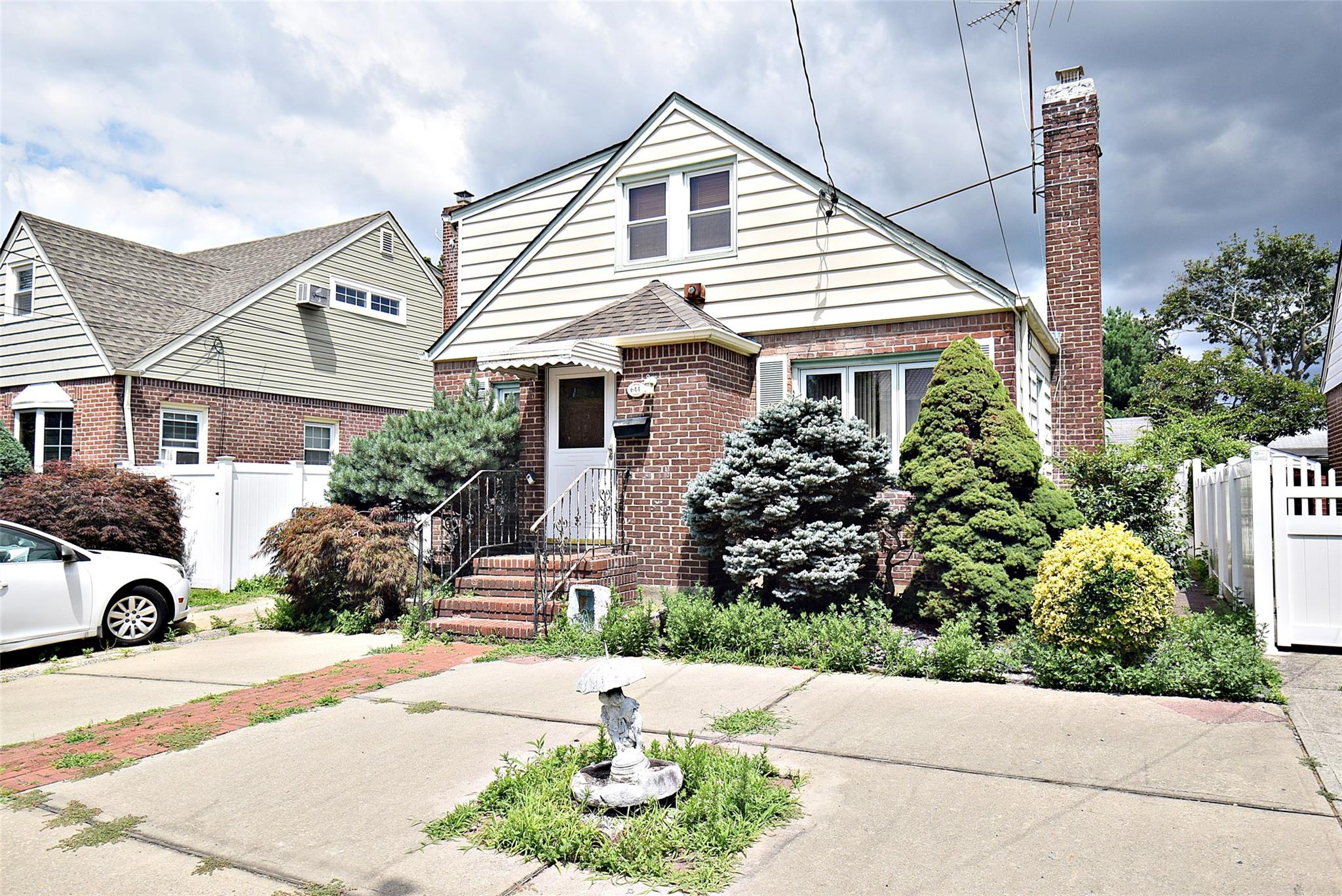 644 7th Street S, Garden City South, NY 11530