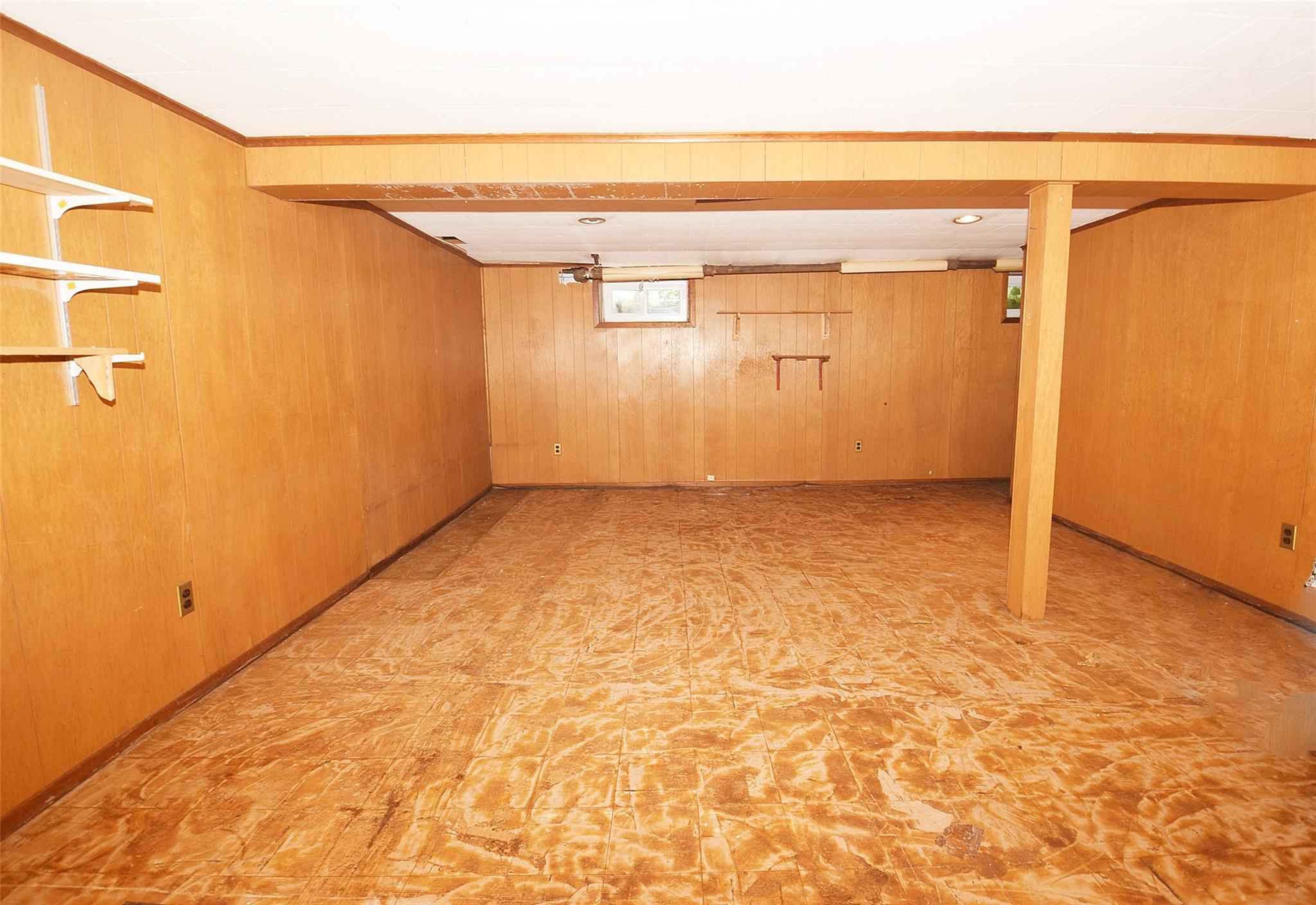 644 7th Street S, Garden City South, NY 11530