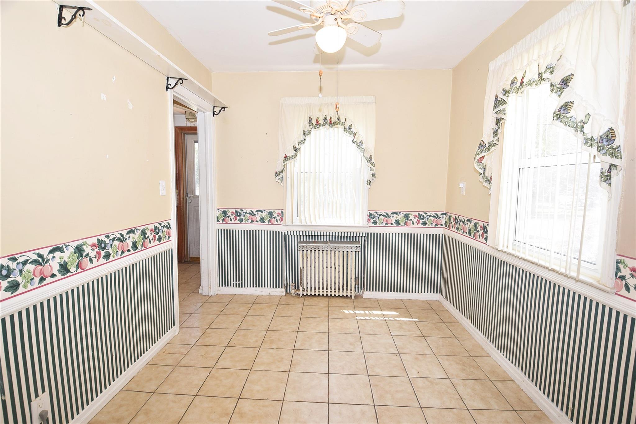 644 7th Street S, Garden City South, NY 11530