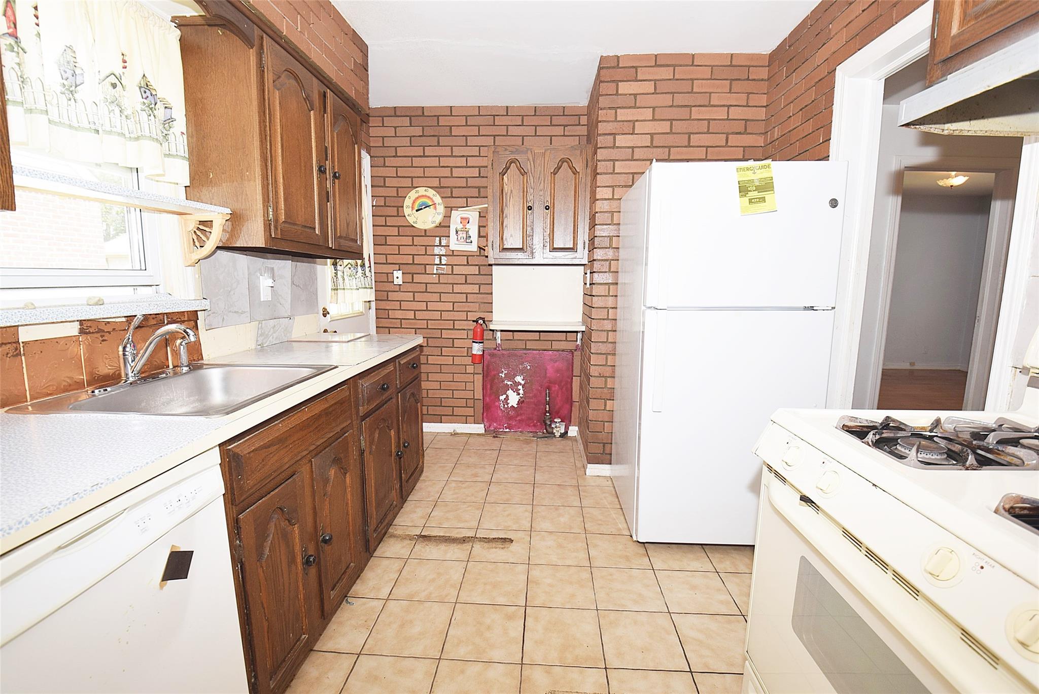 644 7th Street S, Garden City South, NY 11530