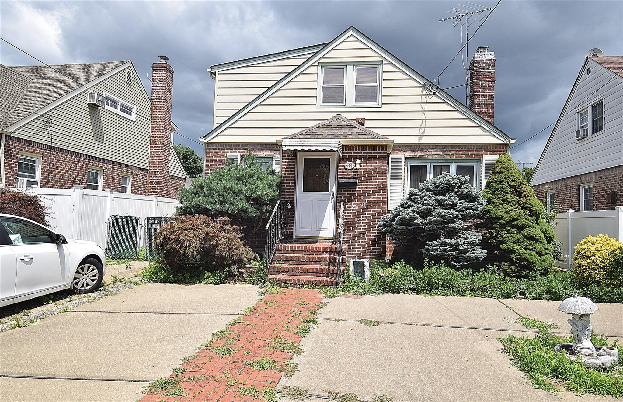 644 7th Street S, Garden City South, NY 11530