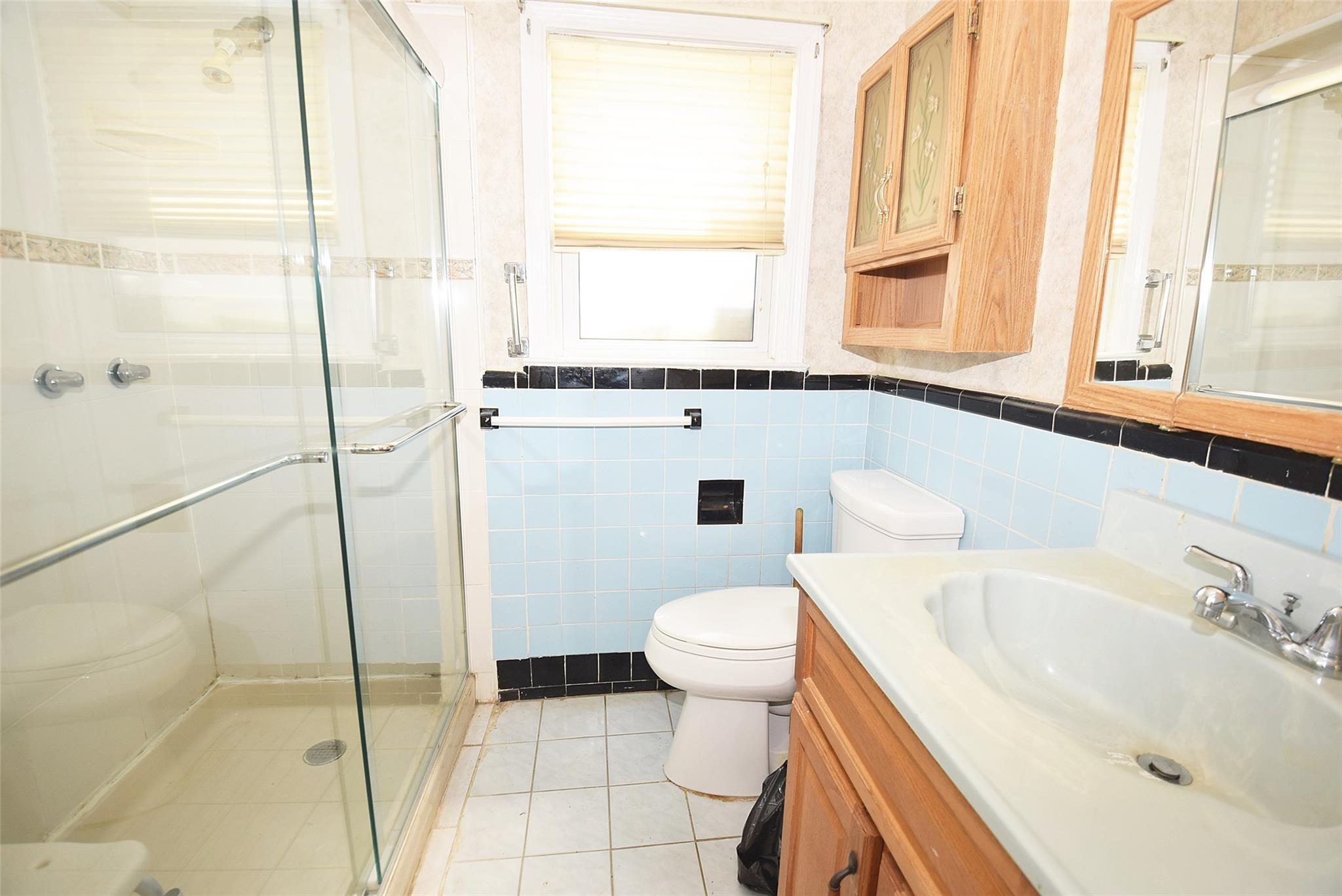 644 7th Street S, Garden City South, NY 11530