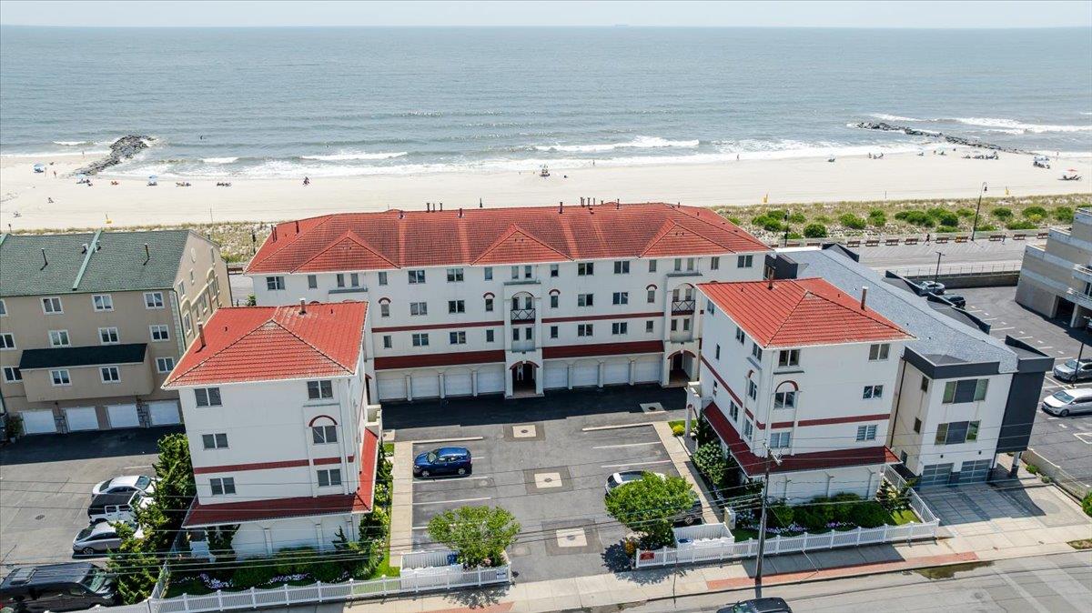 462 Oceanfront, Long Beach, NY 11561
