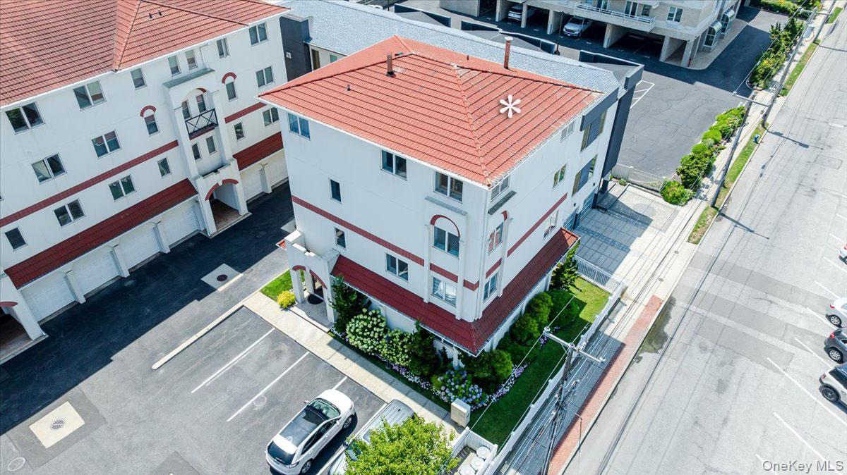 462 Oceanfront, Long Beach, NY 11561