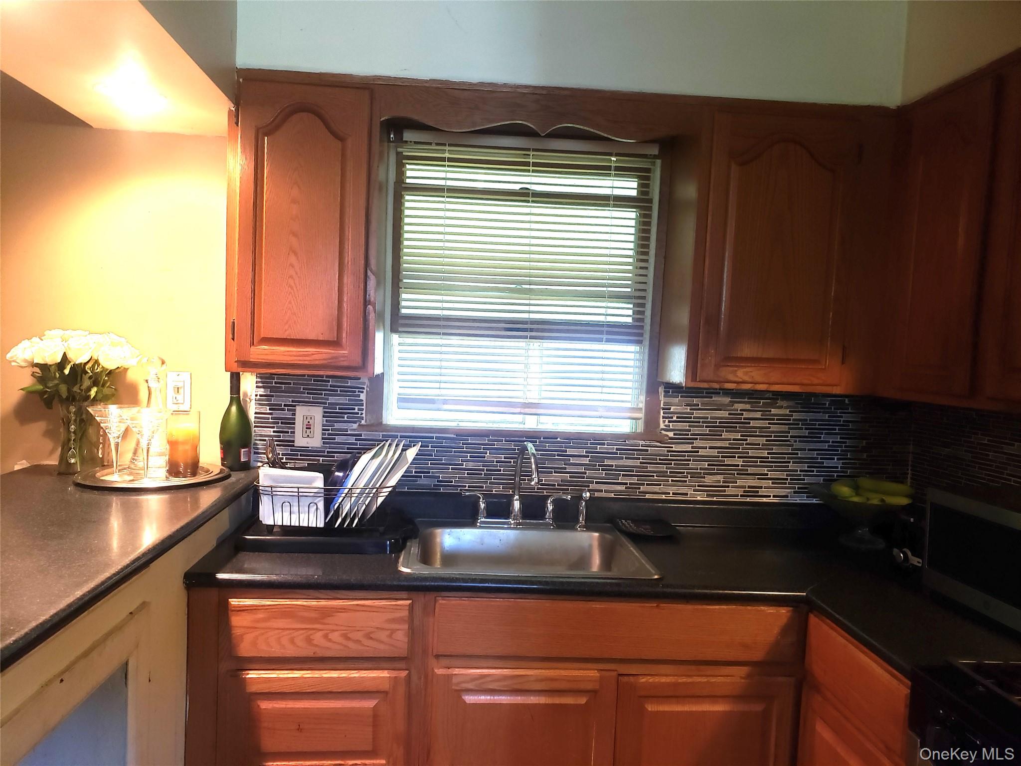 28 Pine Street, Central Islip, NY 11722