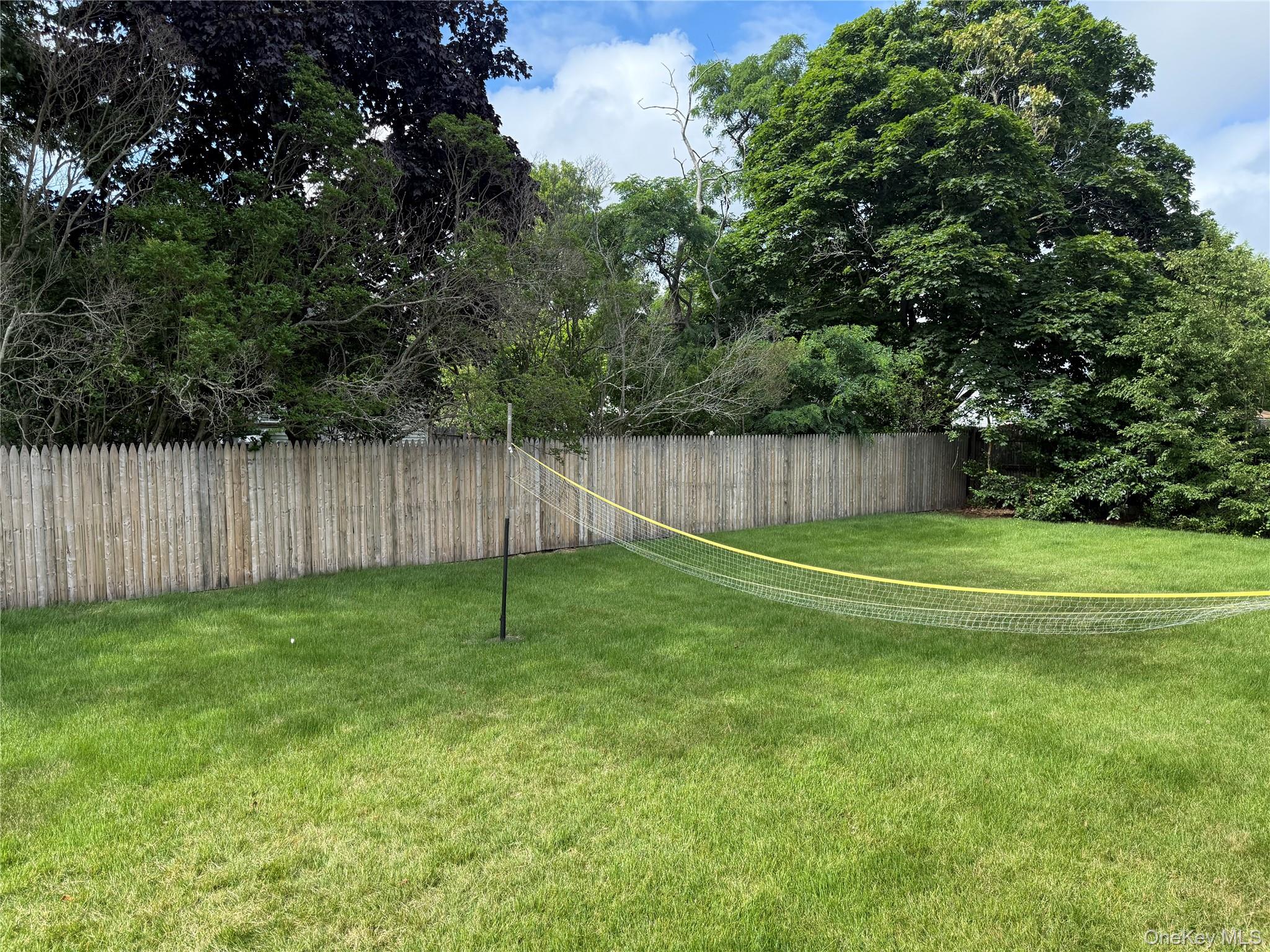 28 Pine Street, Central Islip, NY 11722