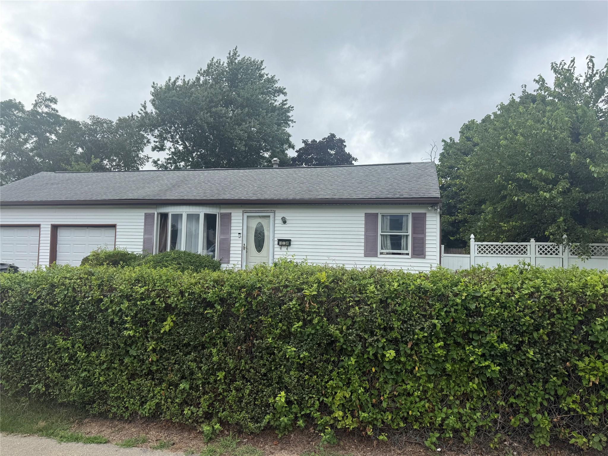 28 Pine Street, Central Islip, NY 11722