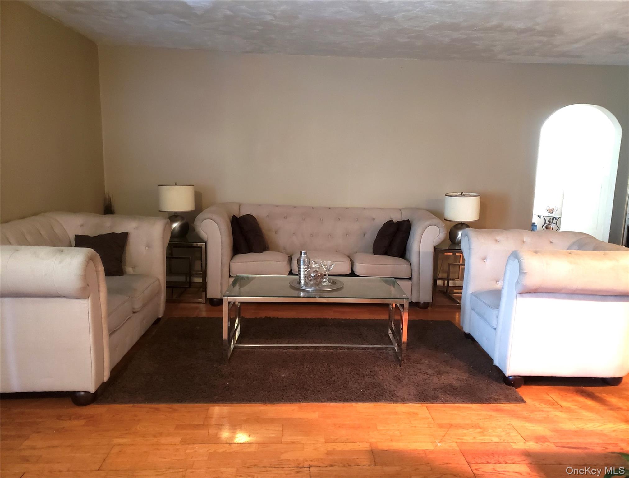 28 Pine Street, Central Islip, NY 11722