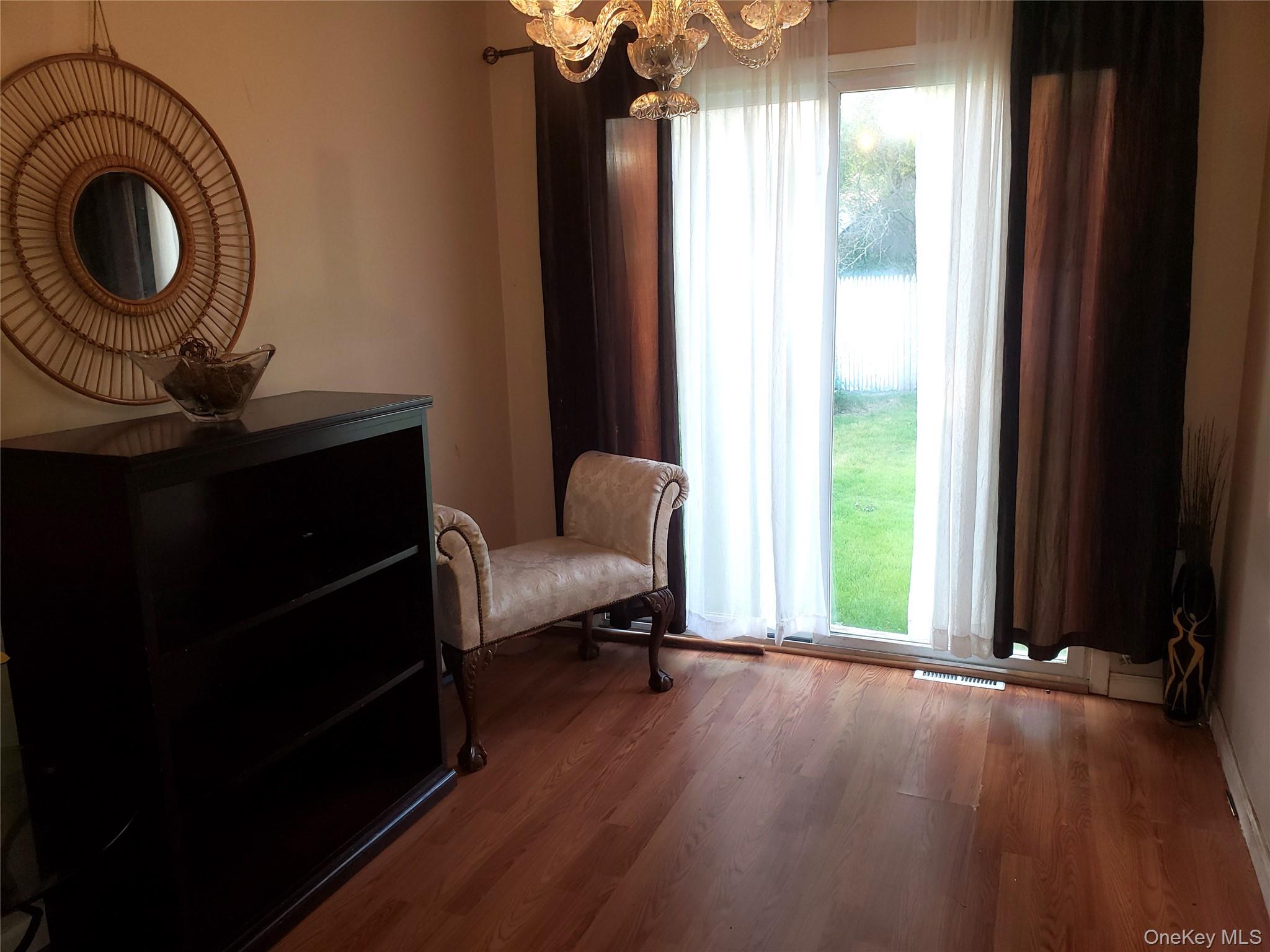 28 Pine Street, Central Islip, NY 11722