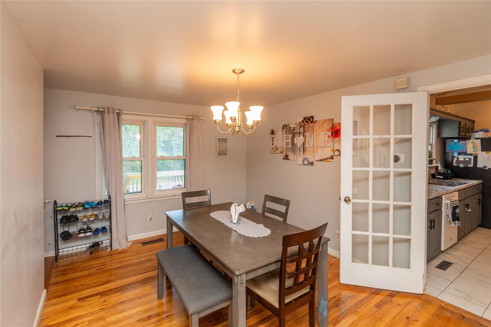 1089 County Rd 12, New Hampton, NY 10958