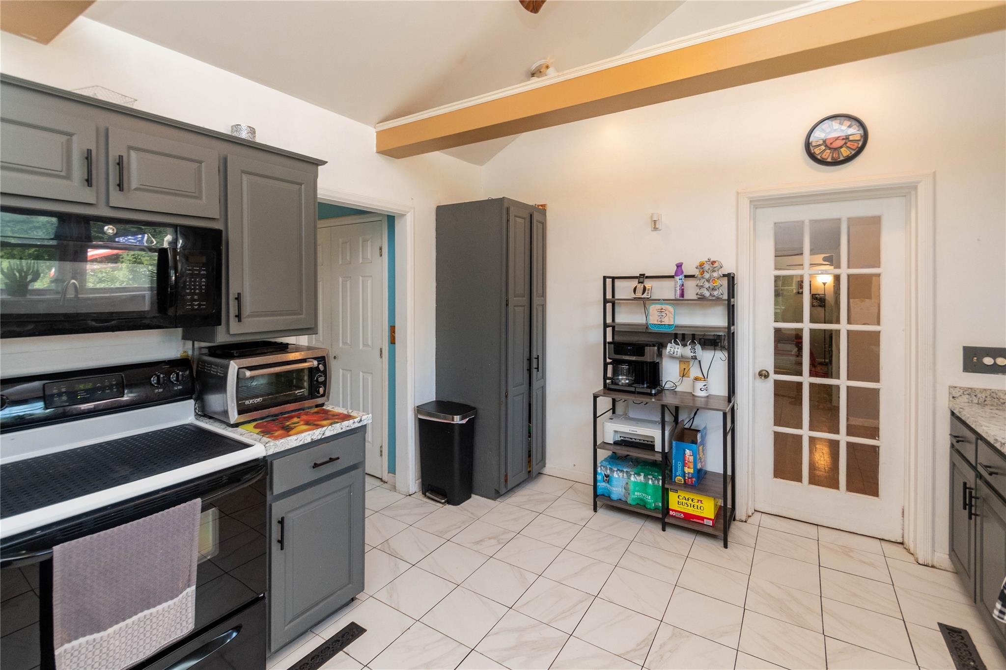 1089 County Rd 12, New Hampton, NY 10958