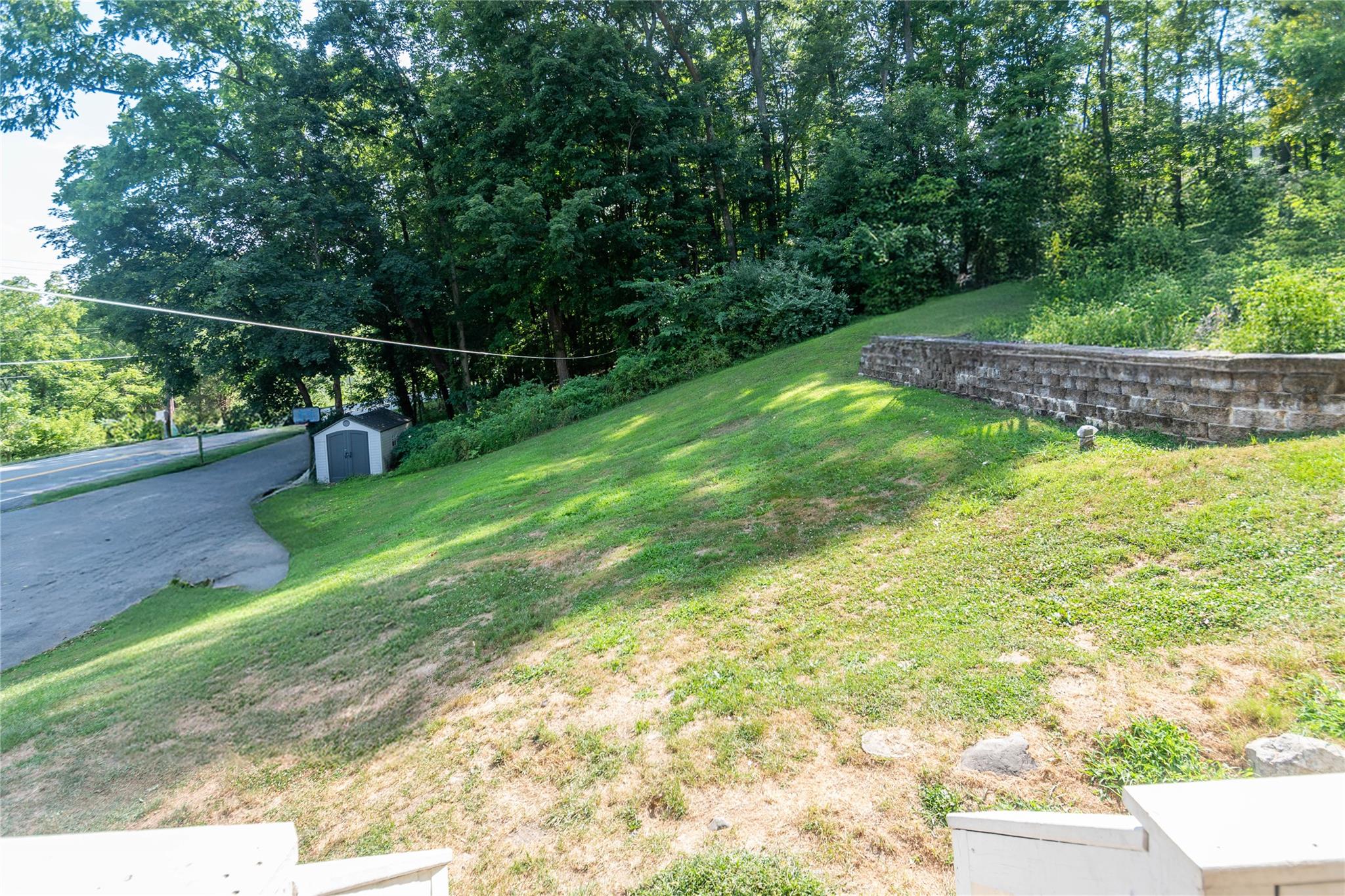 1089 County Rd 12, New Hampton, NY 10958