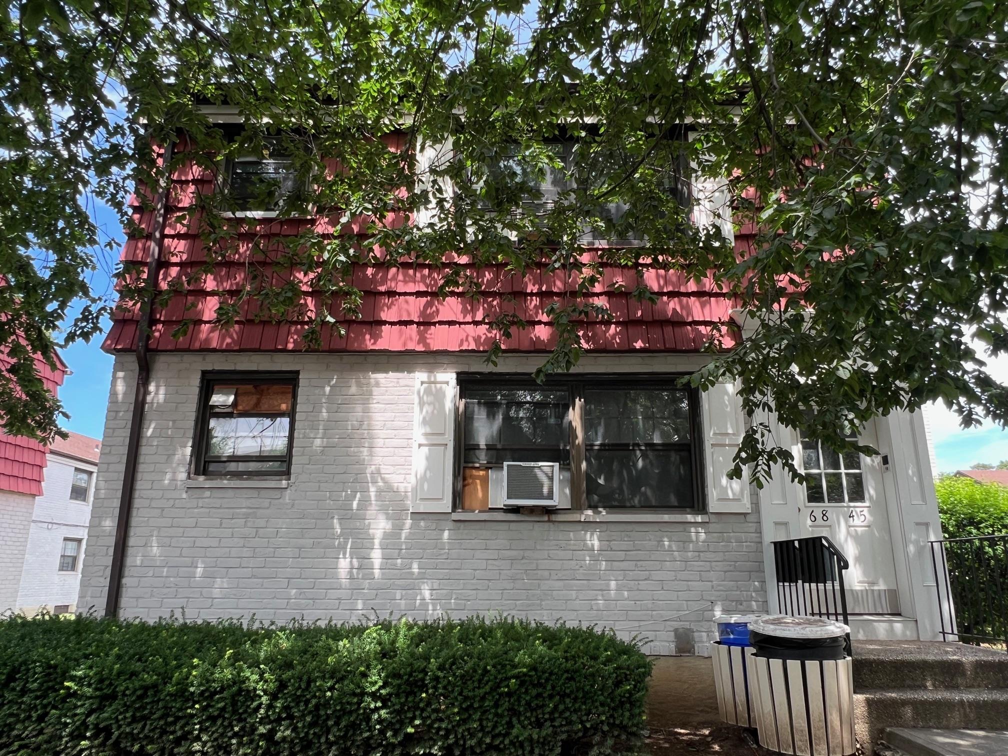 6845 136th Street # B, Flushing, NY 11367