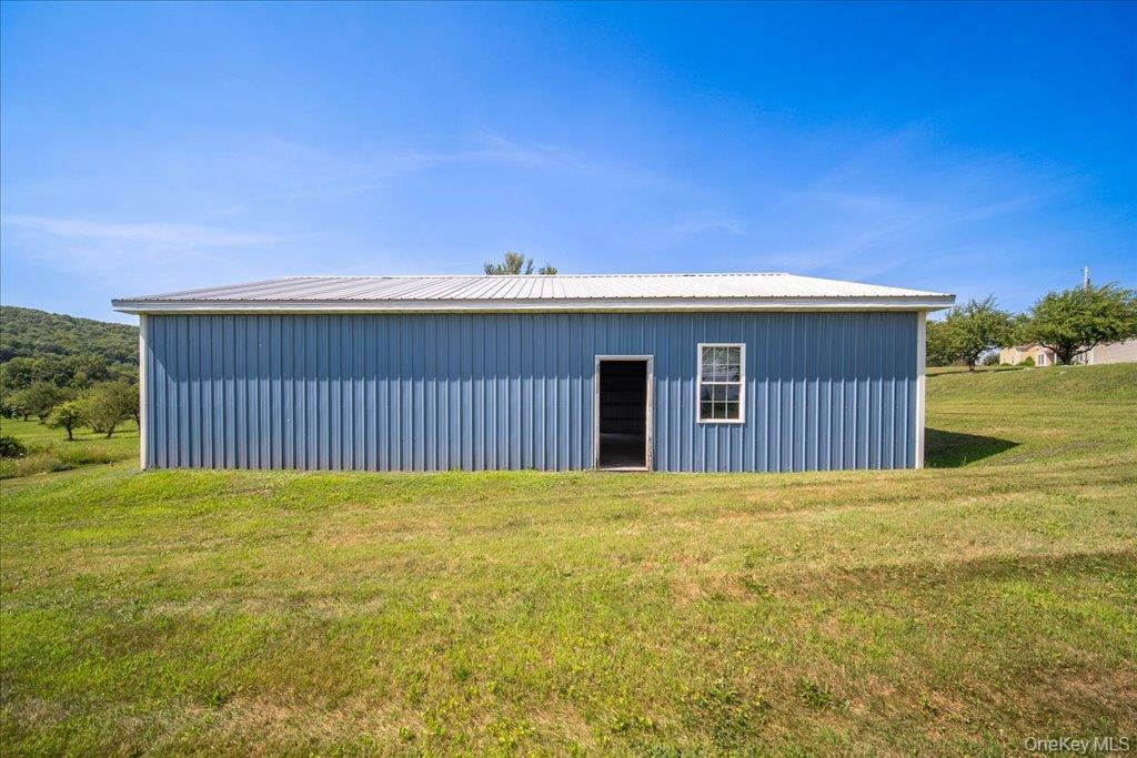 5 Burma Road, Marlboro, NY 12542