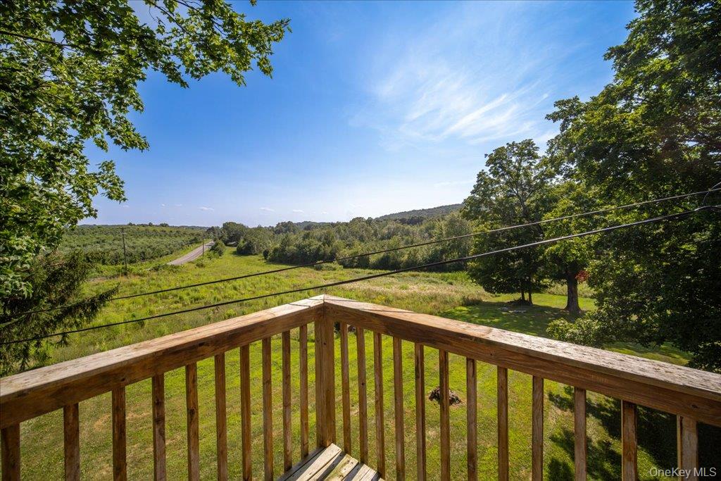 5 Burma Road, Marlboro, NY 12542