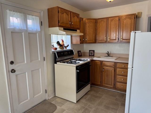 80-27 257th Street, Glen Oaks, NY 11004