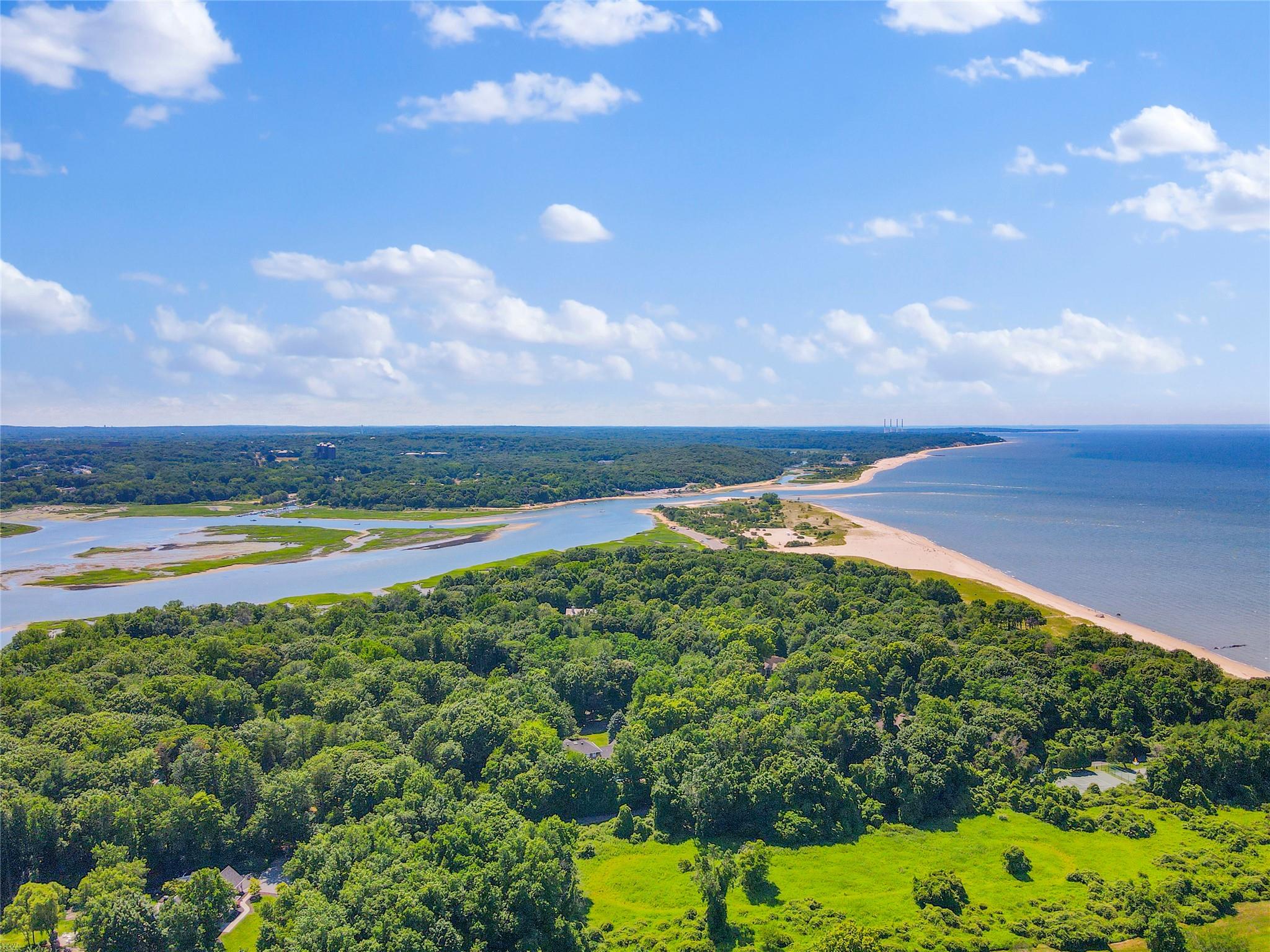 Boney Lane, Nissequogue, NY 11780