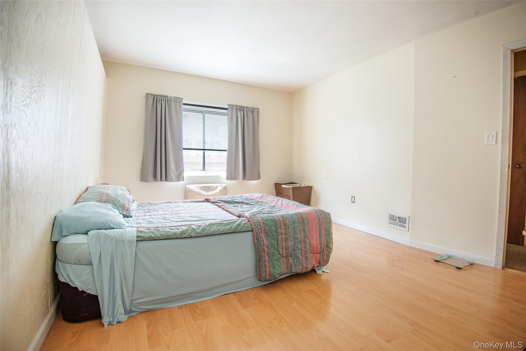 1423 Shore Drive, Bronx, NY 10465