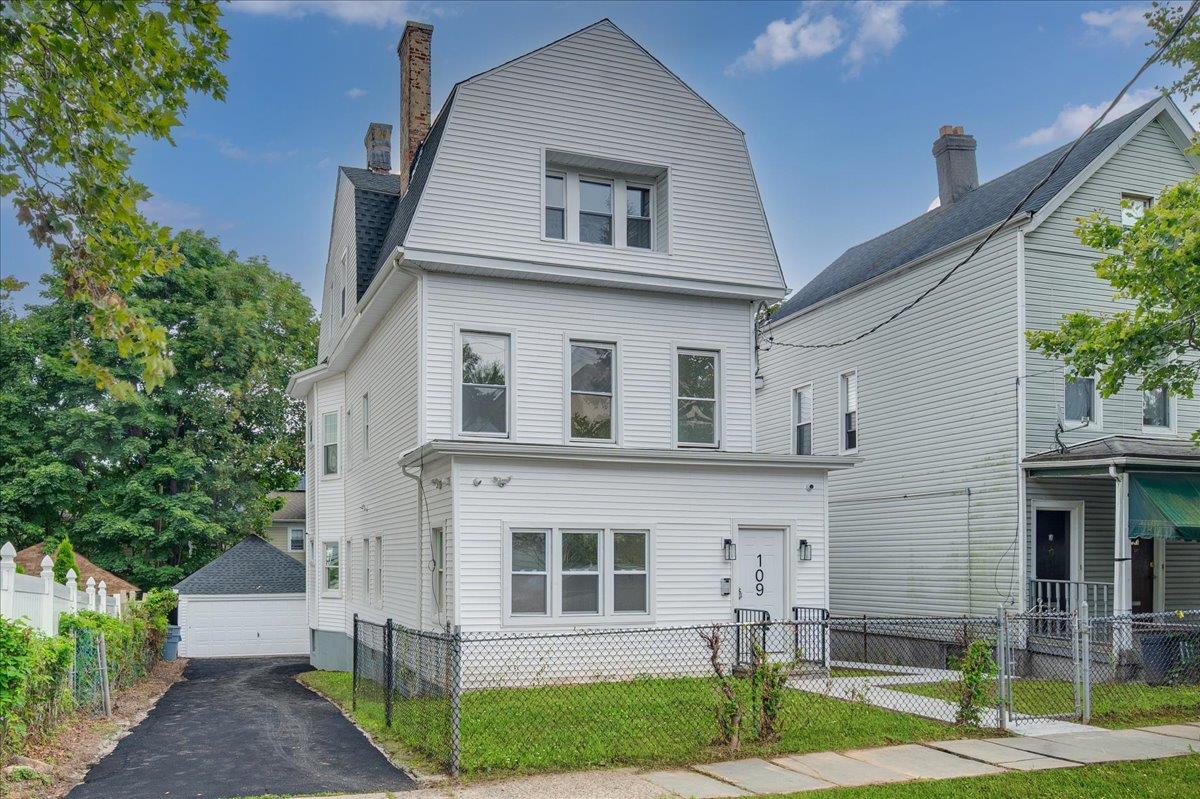 109 S 1st Avenue, Mount Vernon, NY 10550