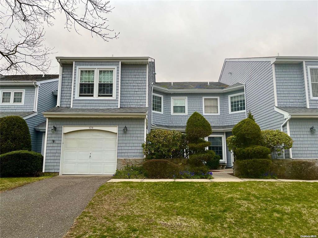 120 Lakebridge Drive, Kings Park, NY 11754