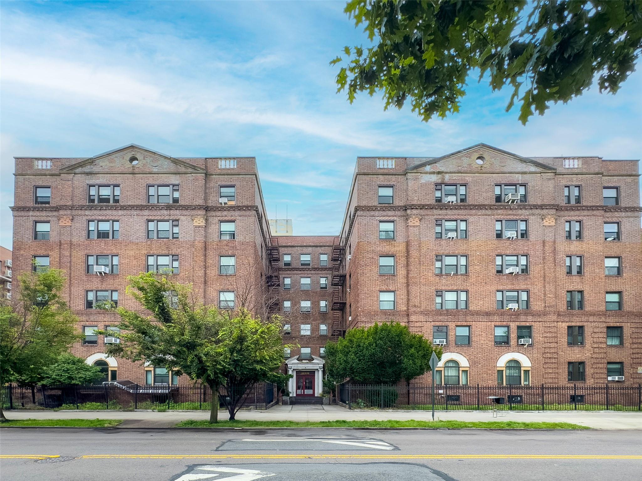 144-80 Sanford Avenue # 6F, Flushing, NY 11355
