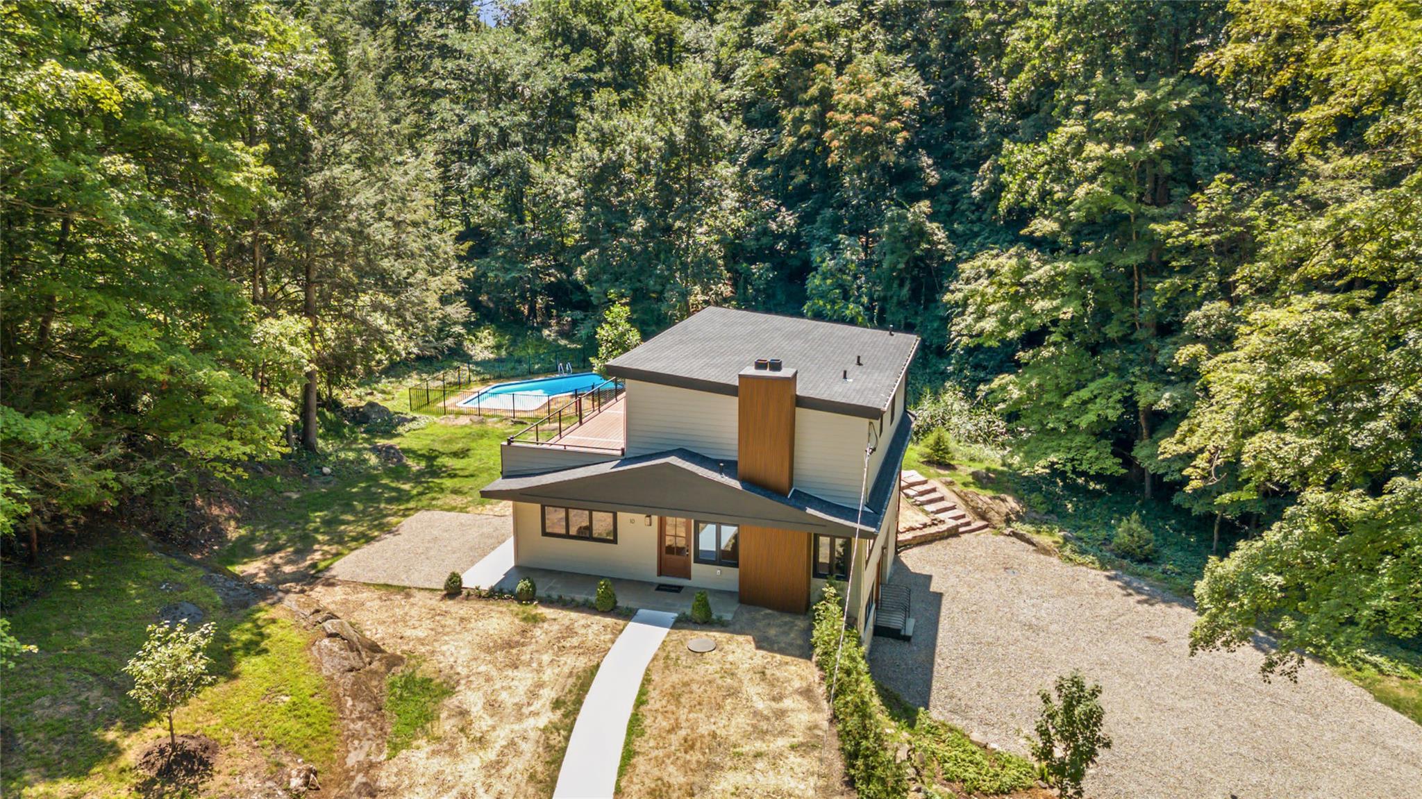 10 Wood Dale Avenue, Croton-on-Hudson, NY 10520