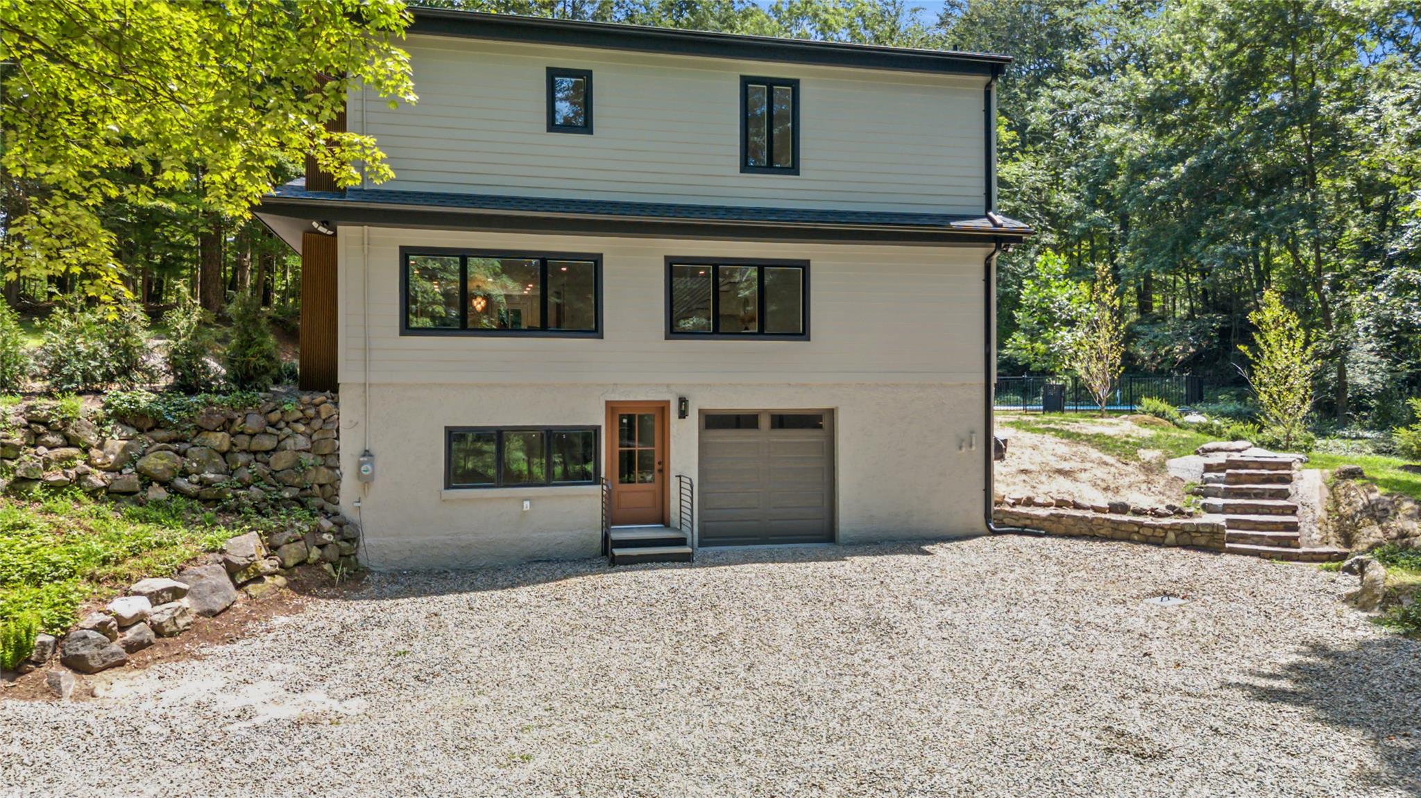 10 Wood Dale Avenue, Croton-on-Hudson, NY 10520