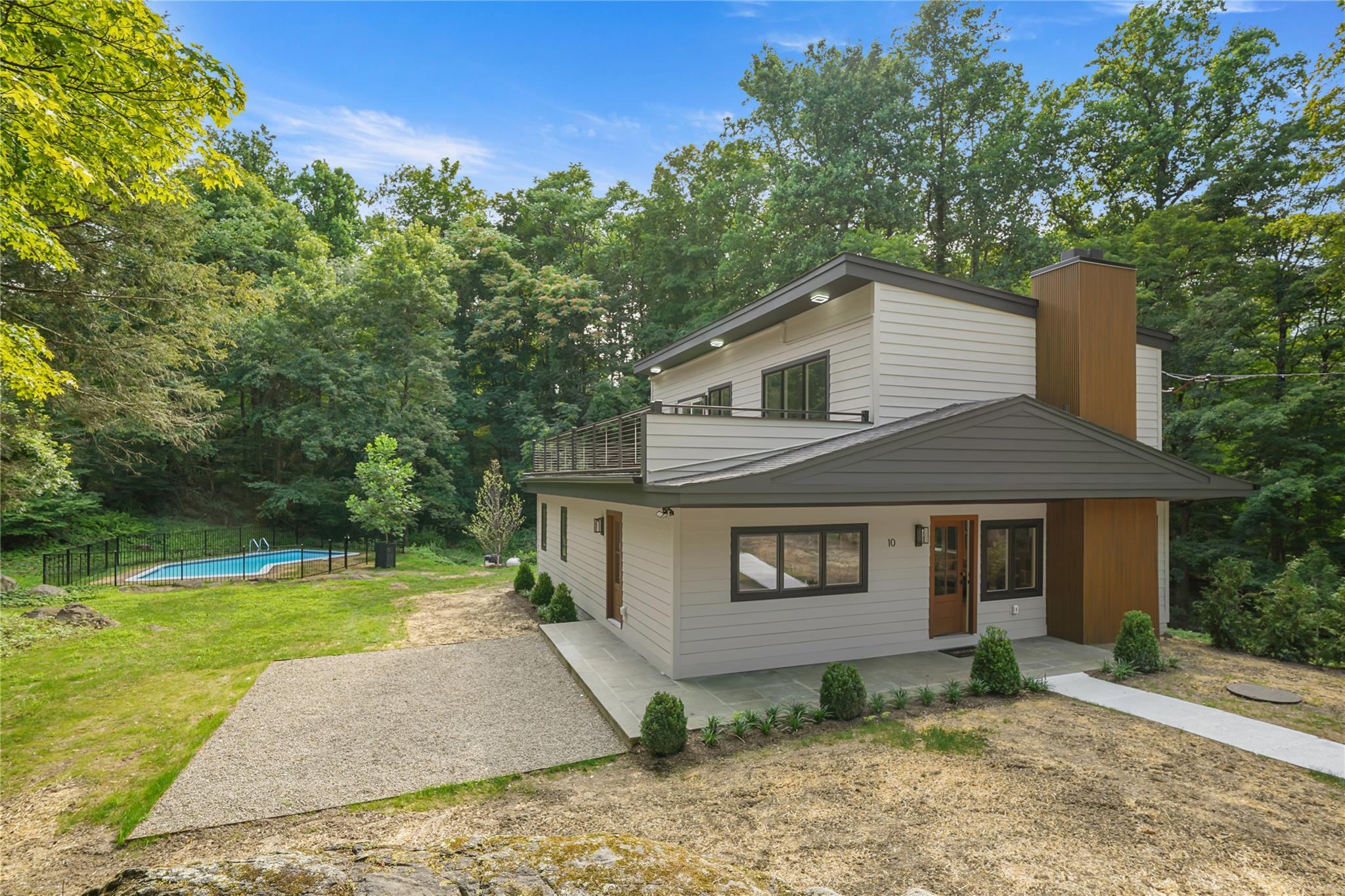 10 Wood Dale Avenue, Croton-on-Hudson, NY 10520