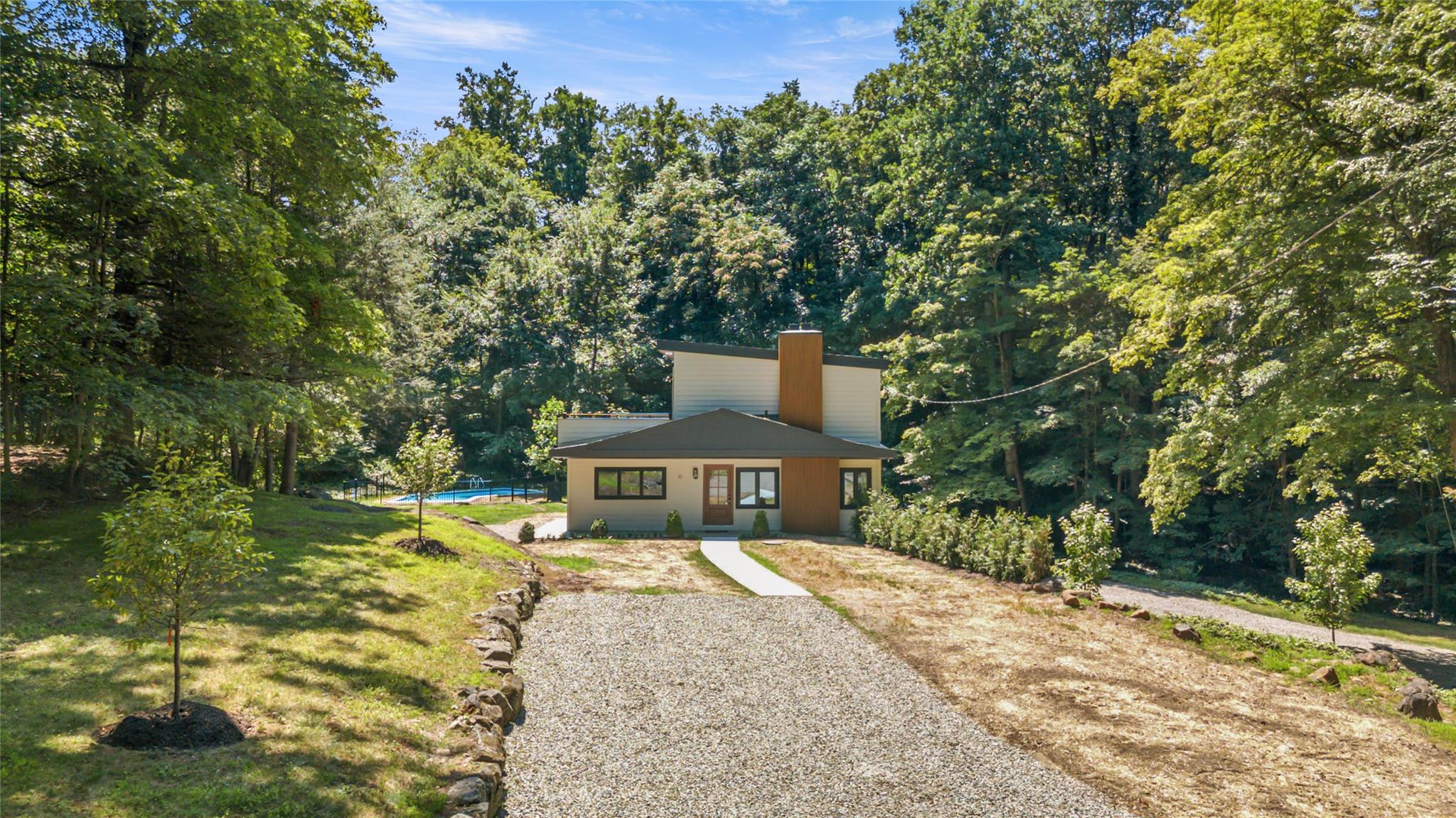 10 Wood Dale Avenue, Croton-on-Hudson, NY 10520