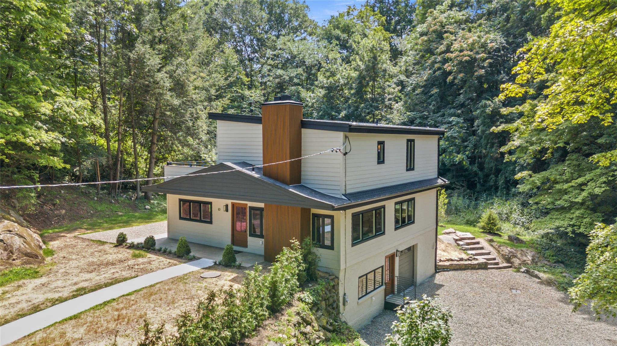 10 Wood Dale Avenue, Croton-on-Hudson, NY 10520