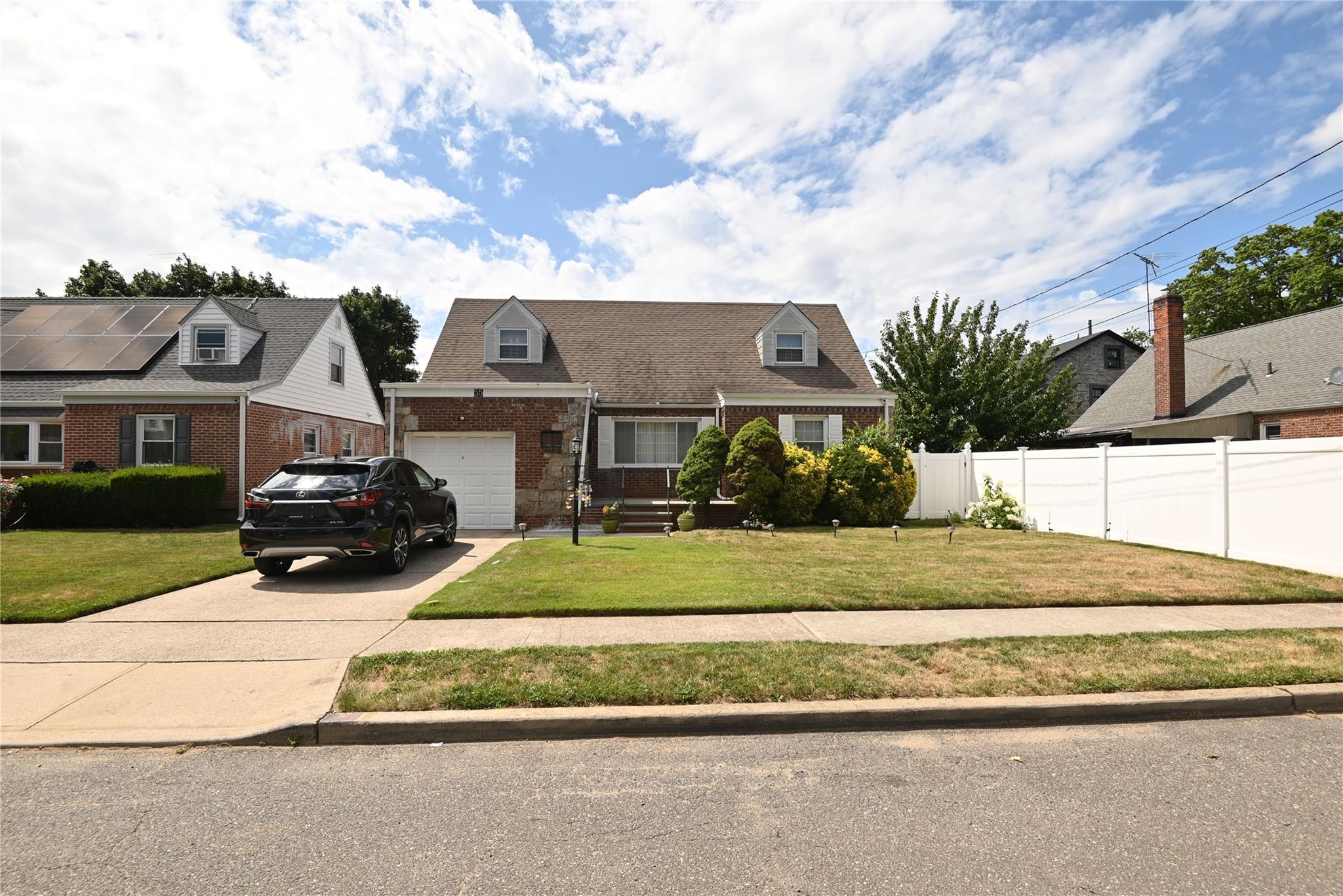 55 Elizabeth Street, Valley Stream, NY 11580