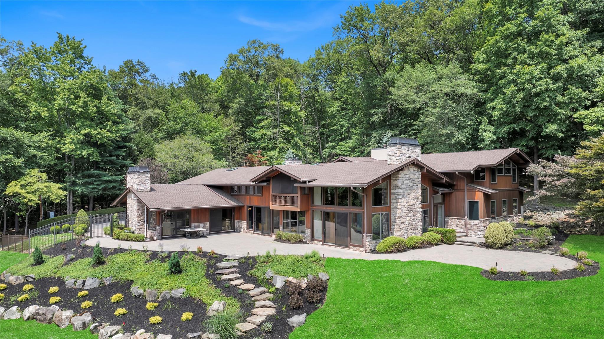 597 S Mountain Road, New City, NY 10956