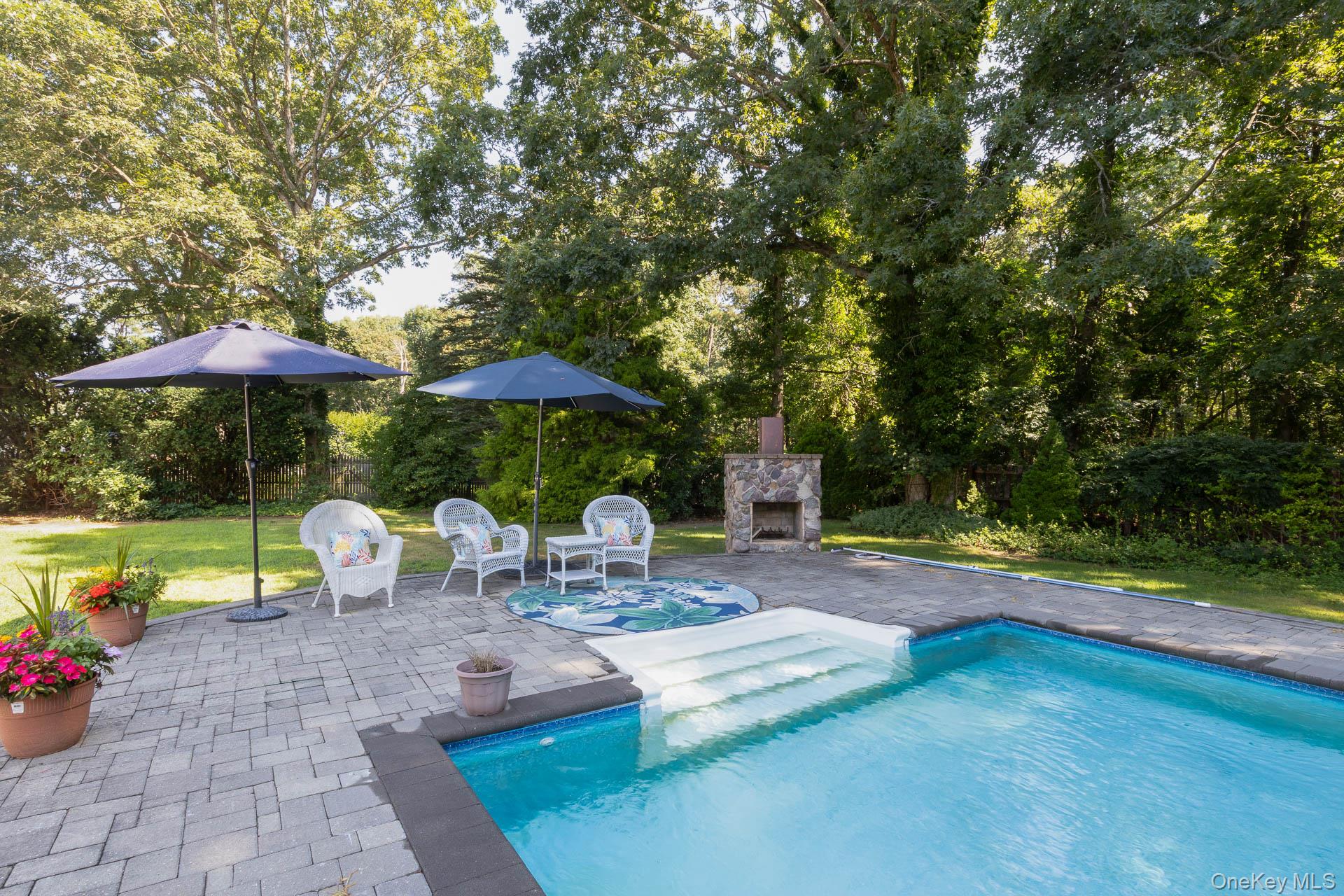 43 Fox Lane, Shoreham, NY 11786