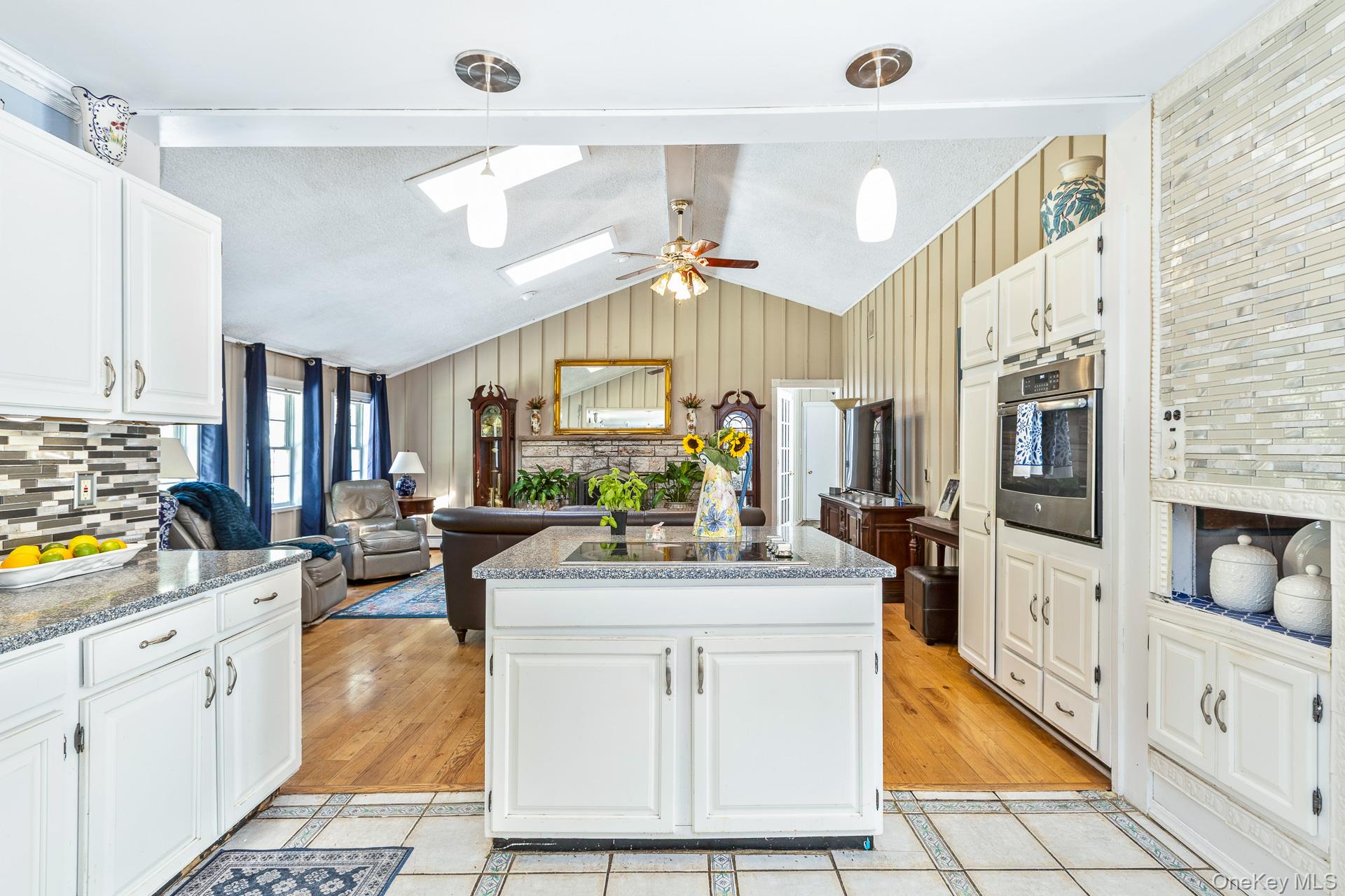 43 Fox Lane, Shoreham, NY 11786