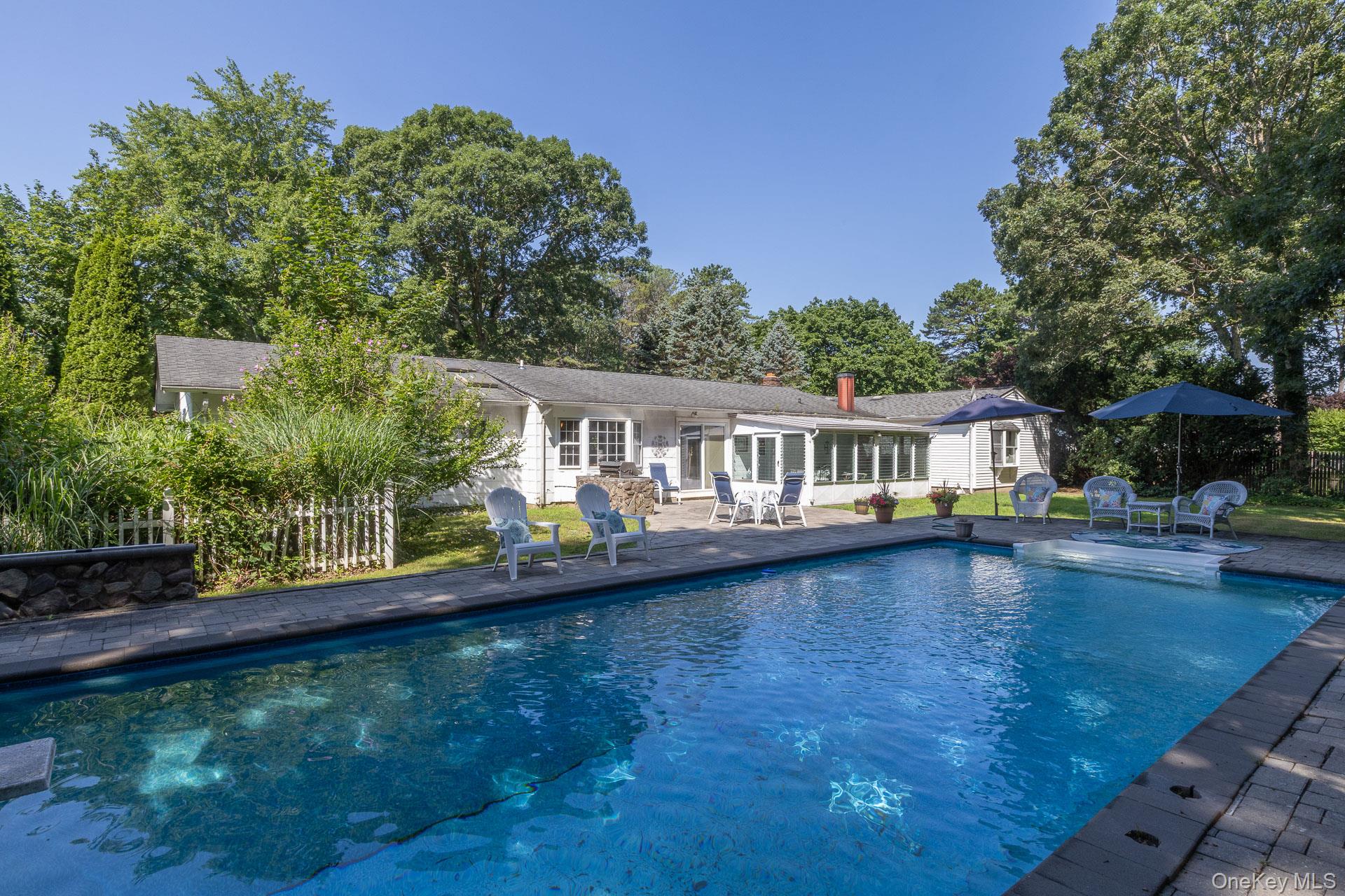 43 Fox Lane, Shoreham, NY 11786