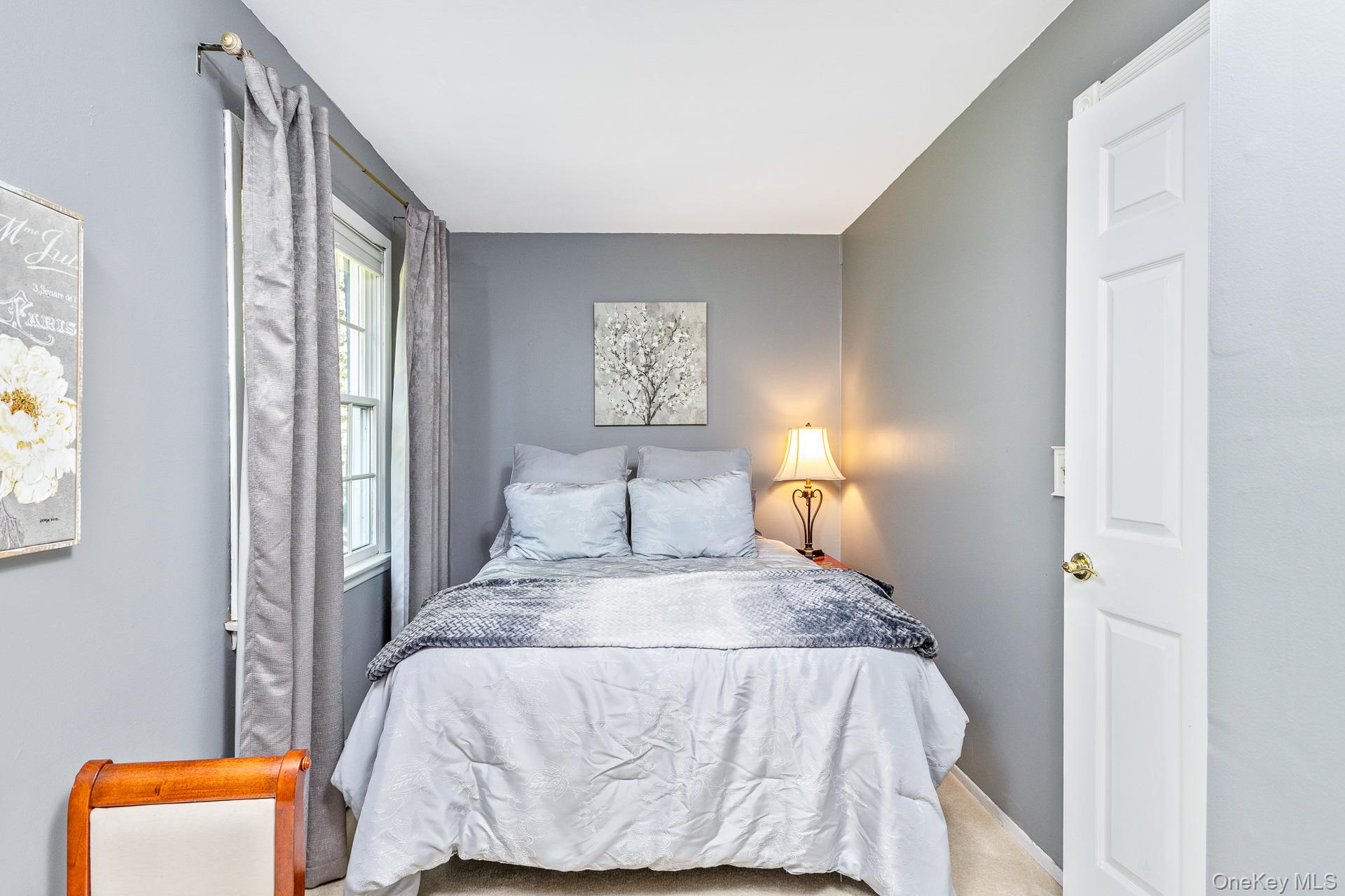 43 Fox Lane, Shoreham, NY 11786