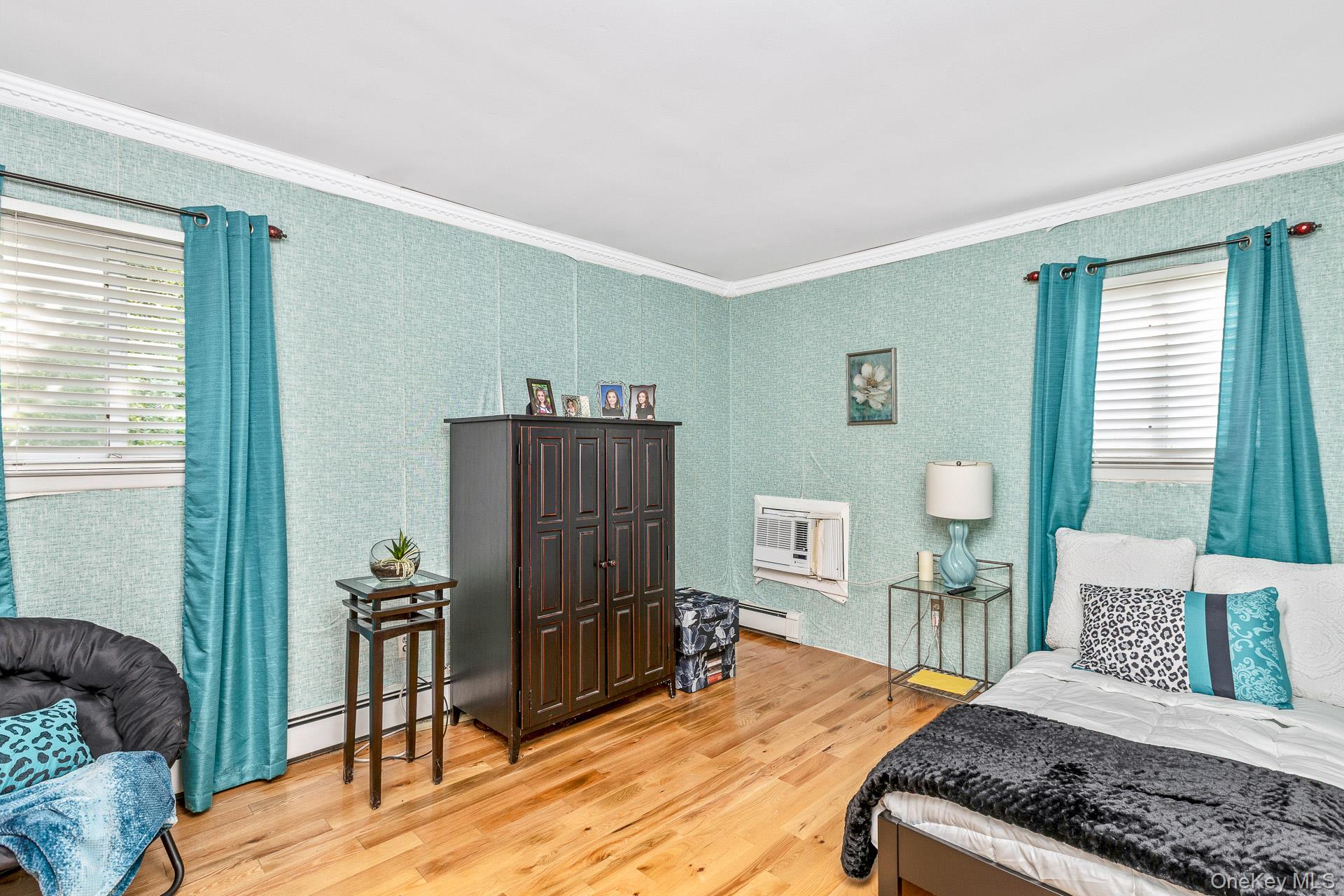 43 Fox Lane, Shoreham, NY 11786